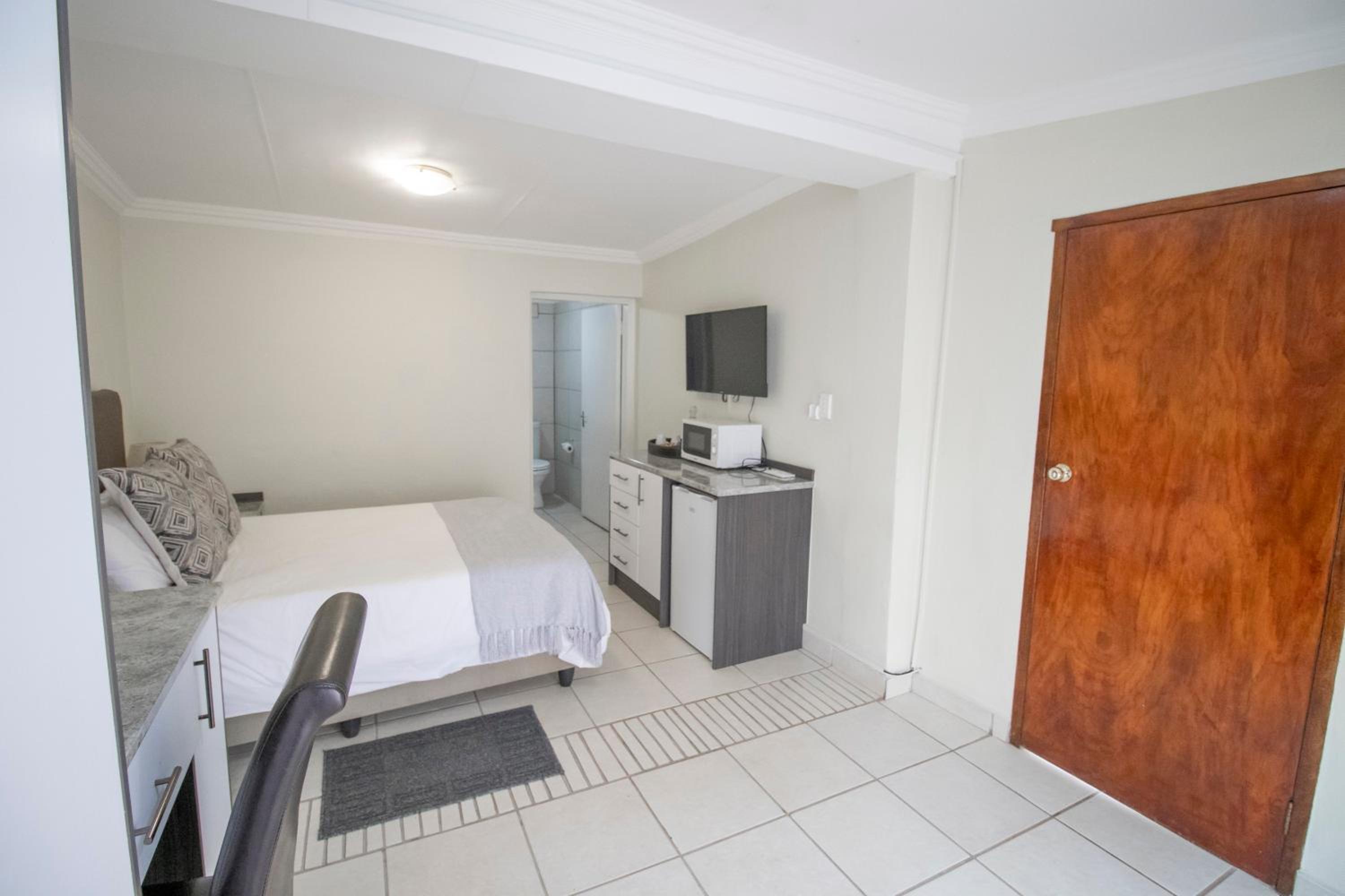 Deluxe Double Room - Photo 4