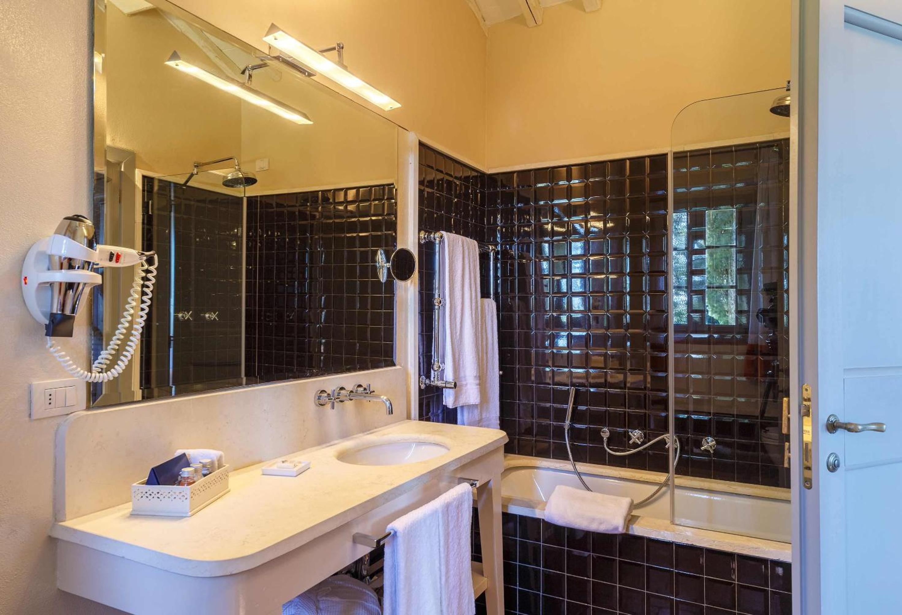 Junior Suite - Photo 3