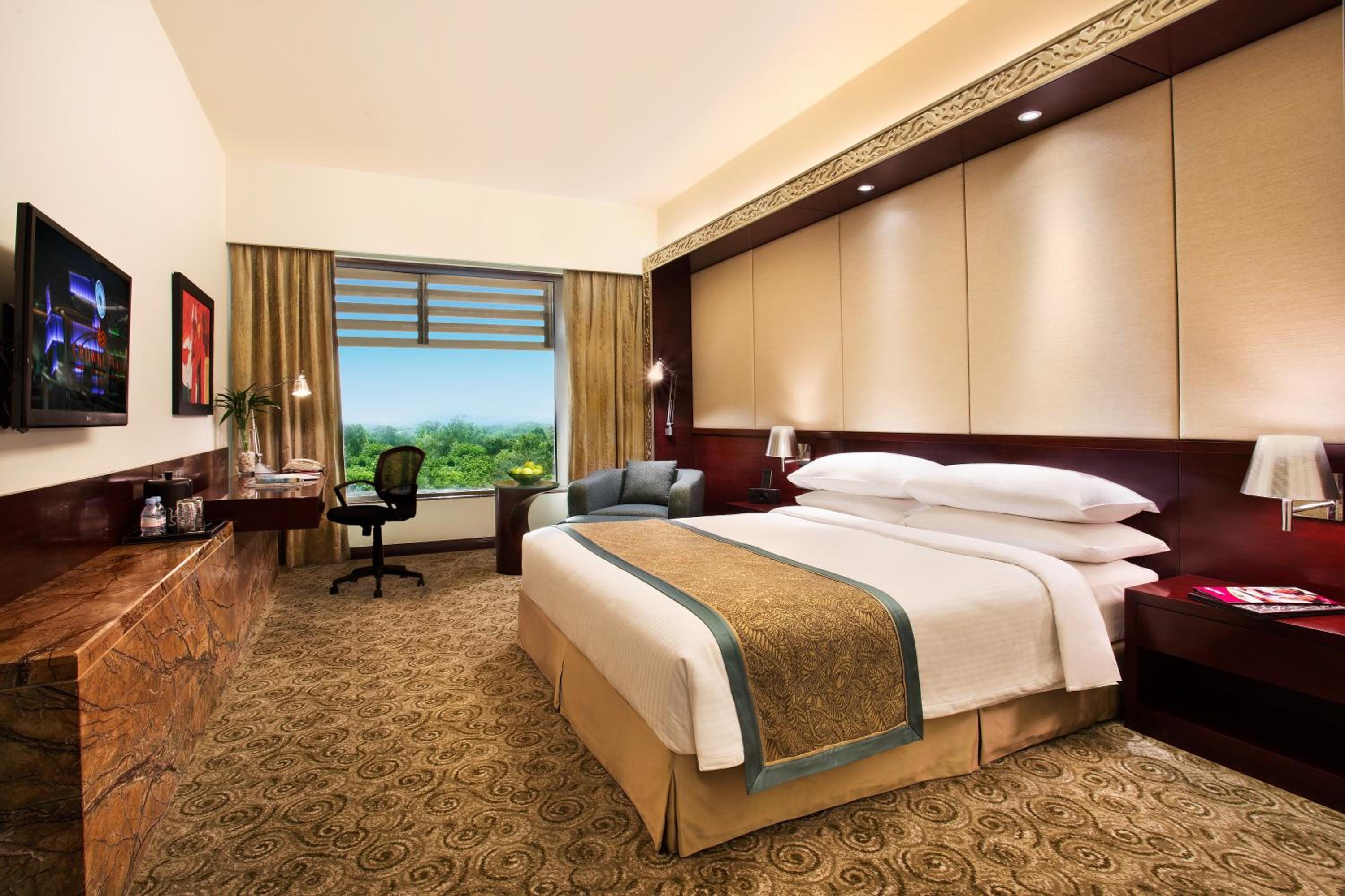 Standard Room -  Smoking - 20% Discount on F&B and 15% on Laundry - Comp Early Check in / Check out (3 hrs Subject to availability) photo 2