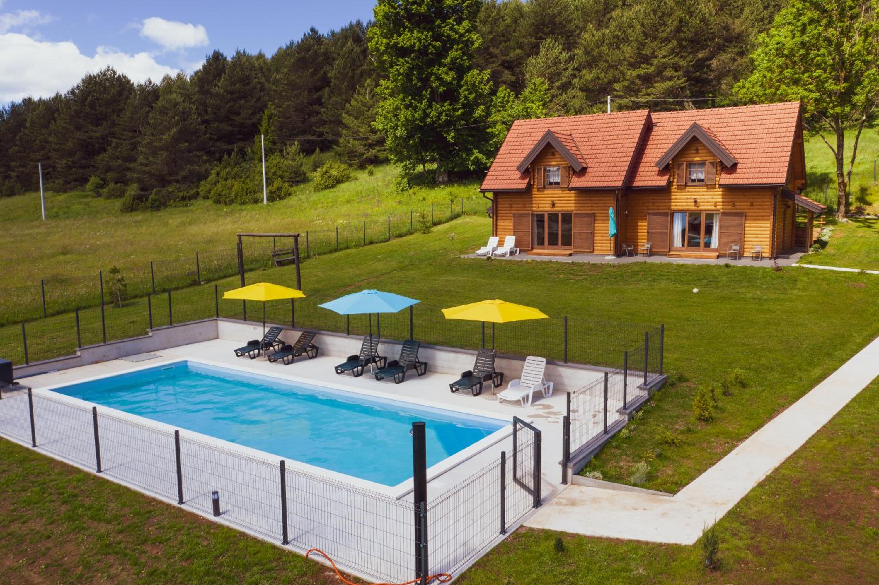 Two-Bedroom Chalet - Photo 13