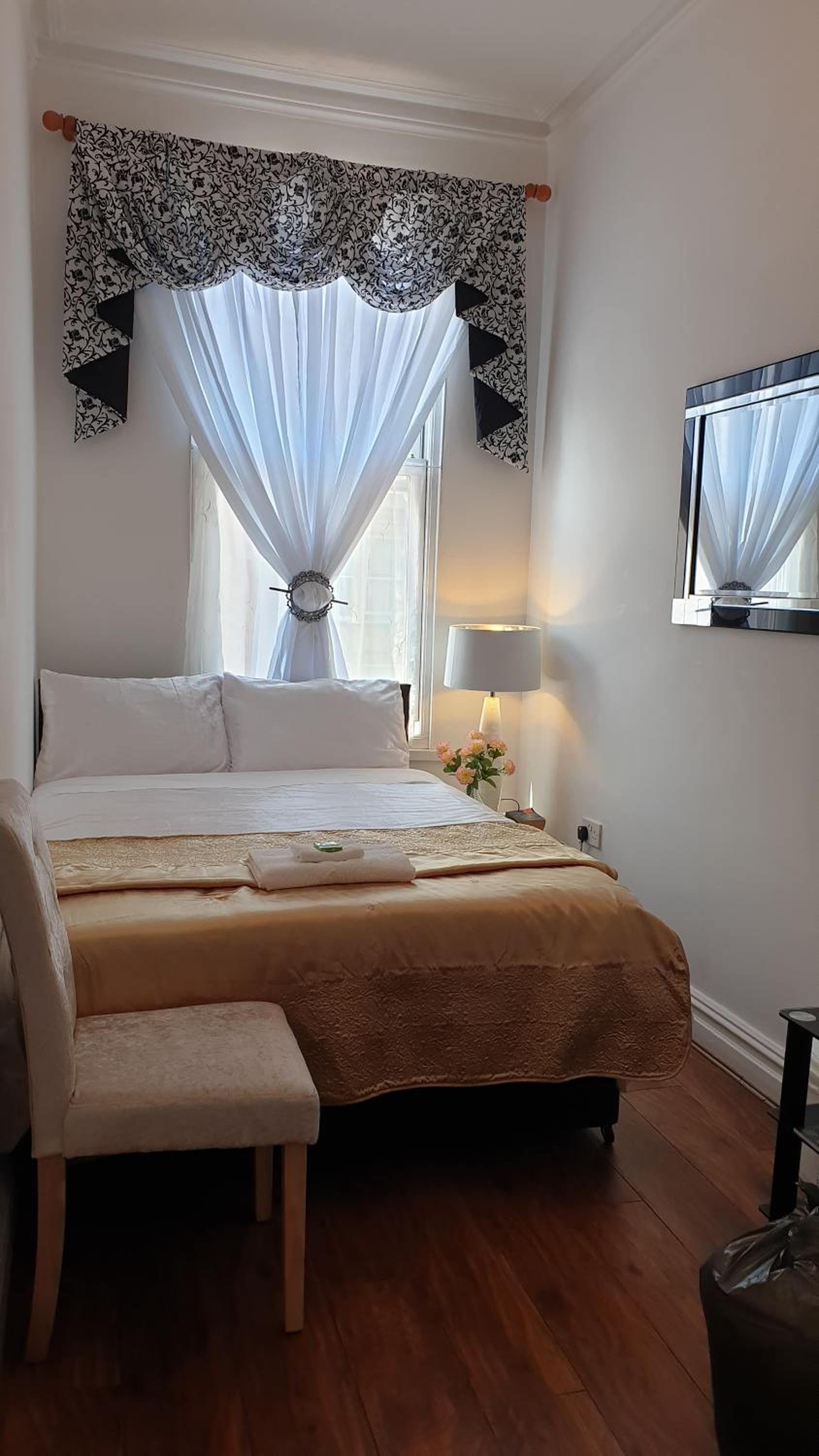 Small Double Room photo 3
