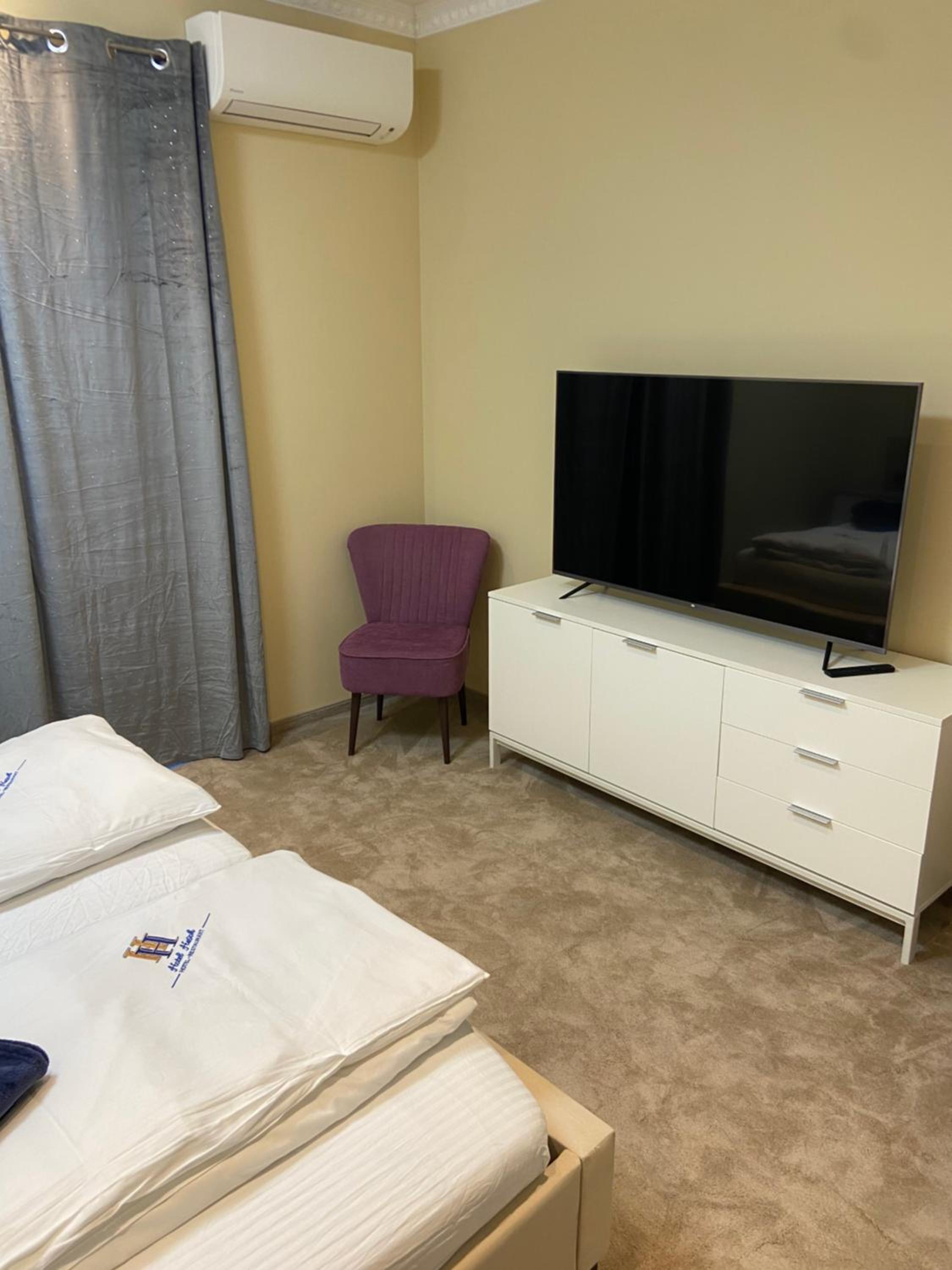 Deluxe Double Room - Photo 7