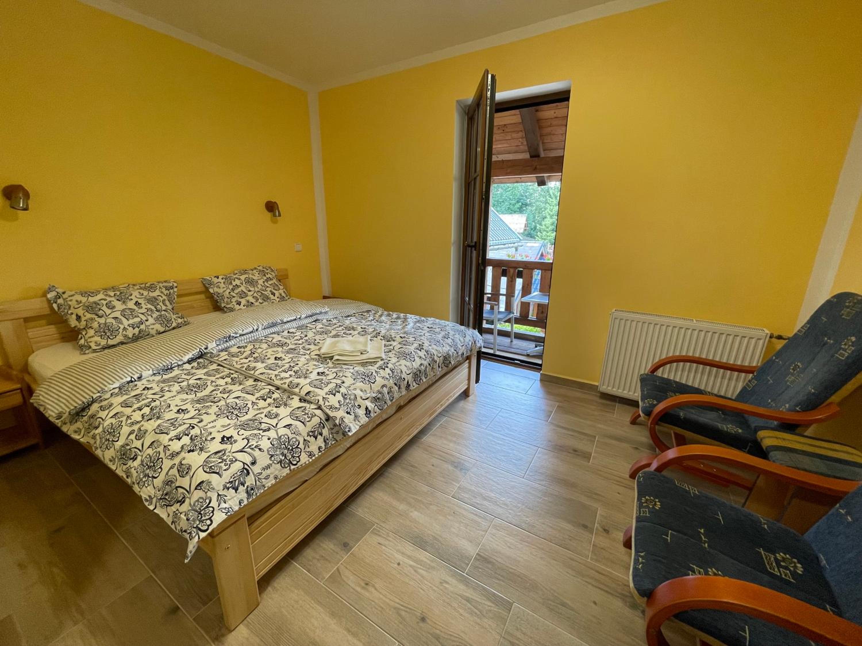 Triple Room - Photo 2