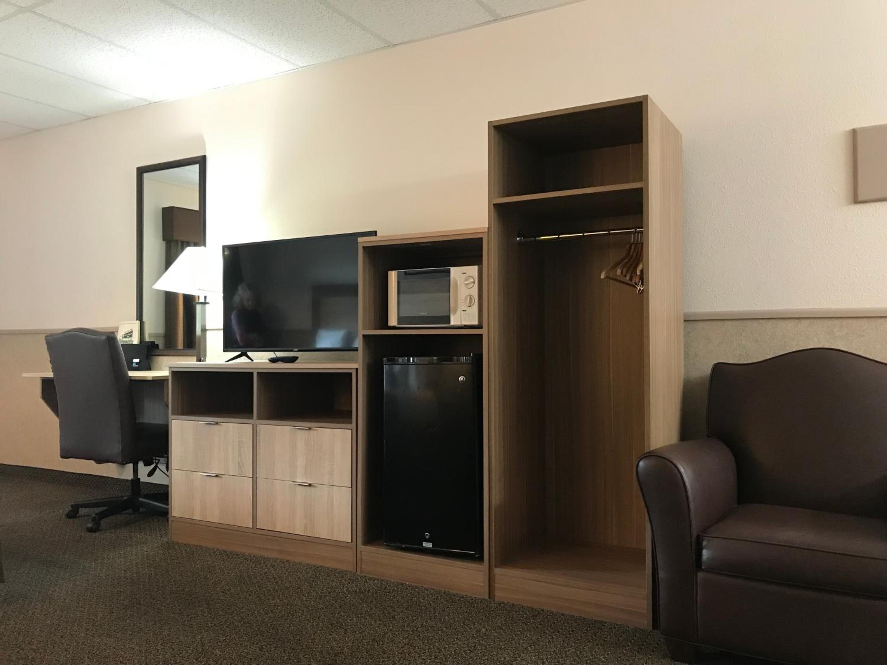 King Suite - Photo 8