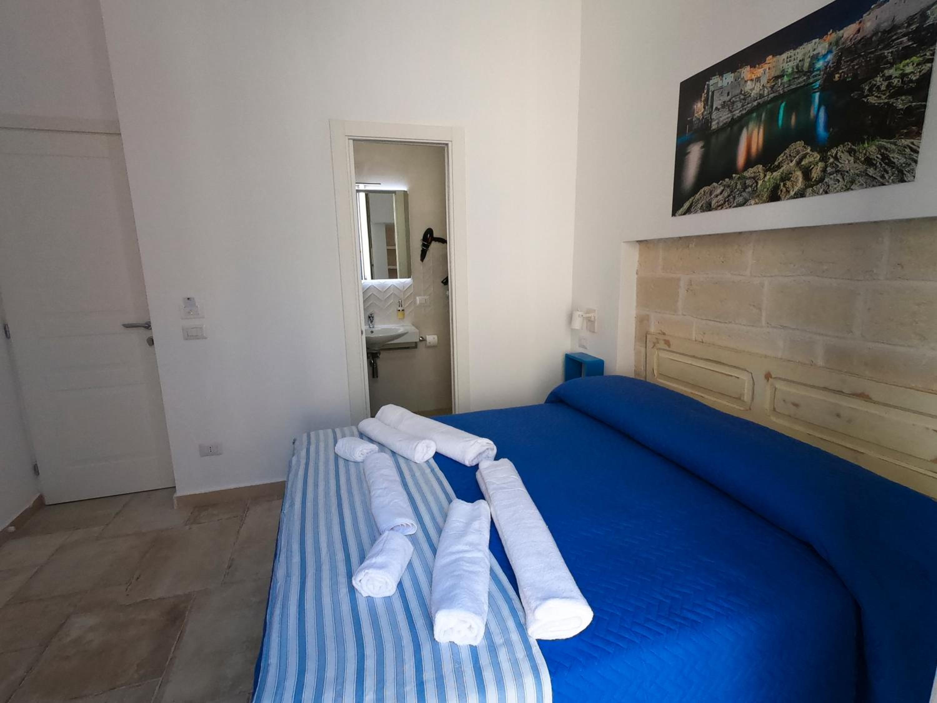 Suite with Terrace - Photo 2