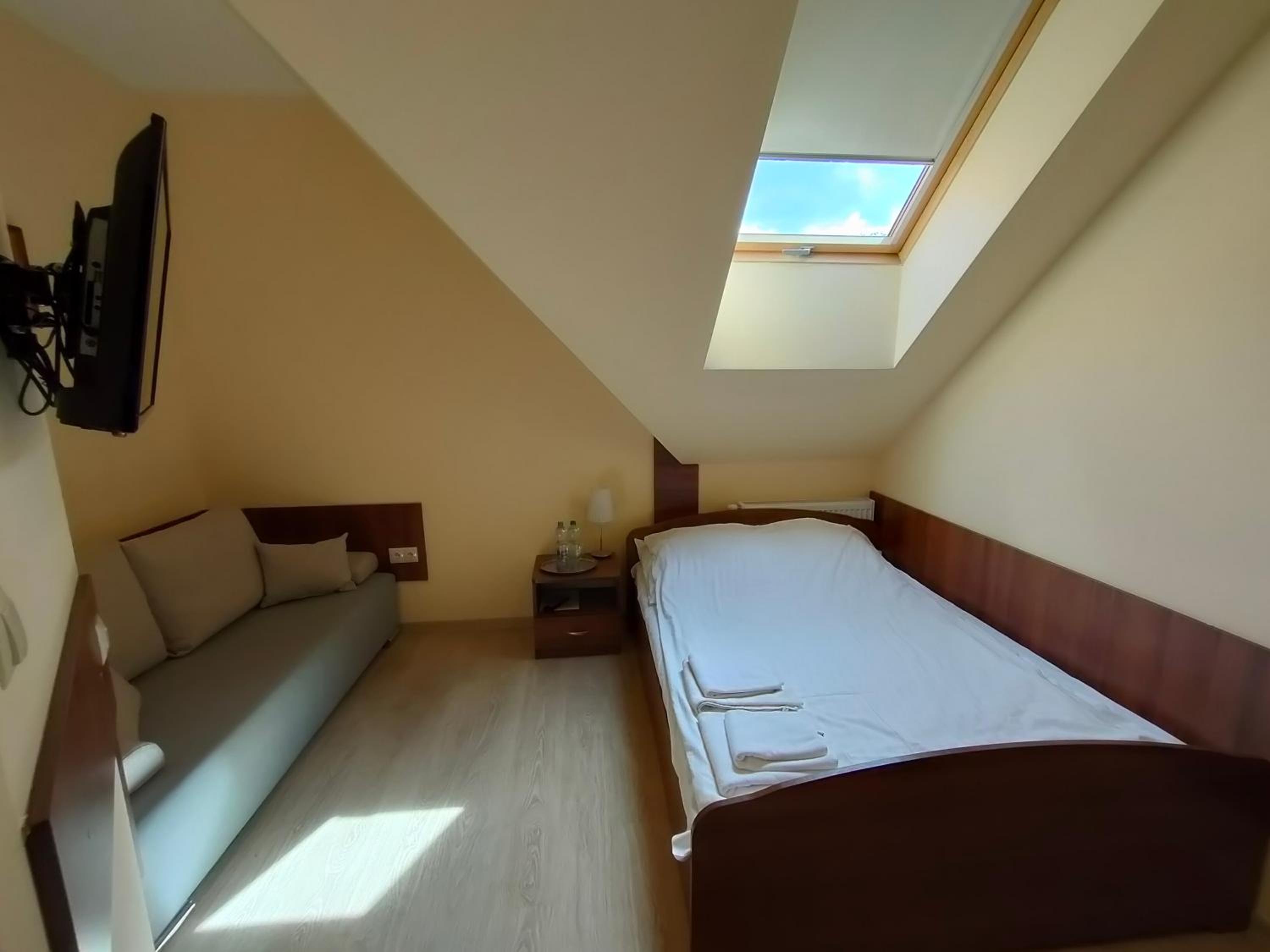 Large Double Room