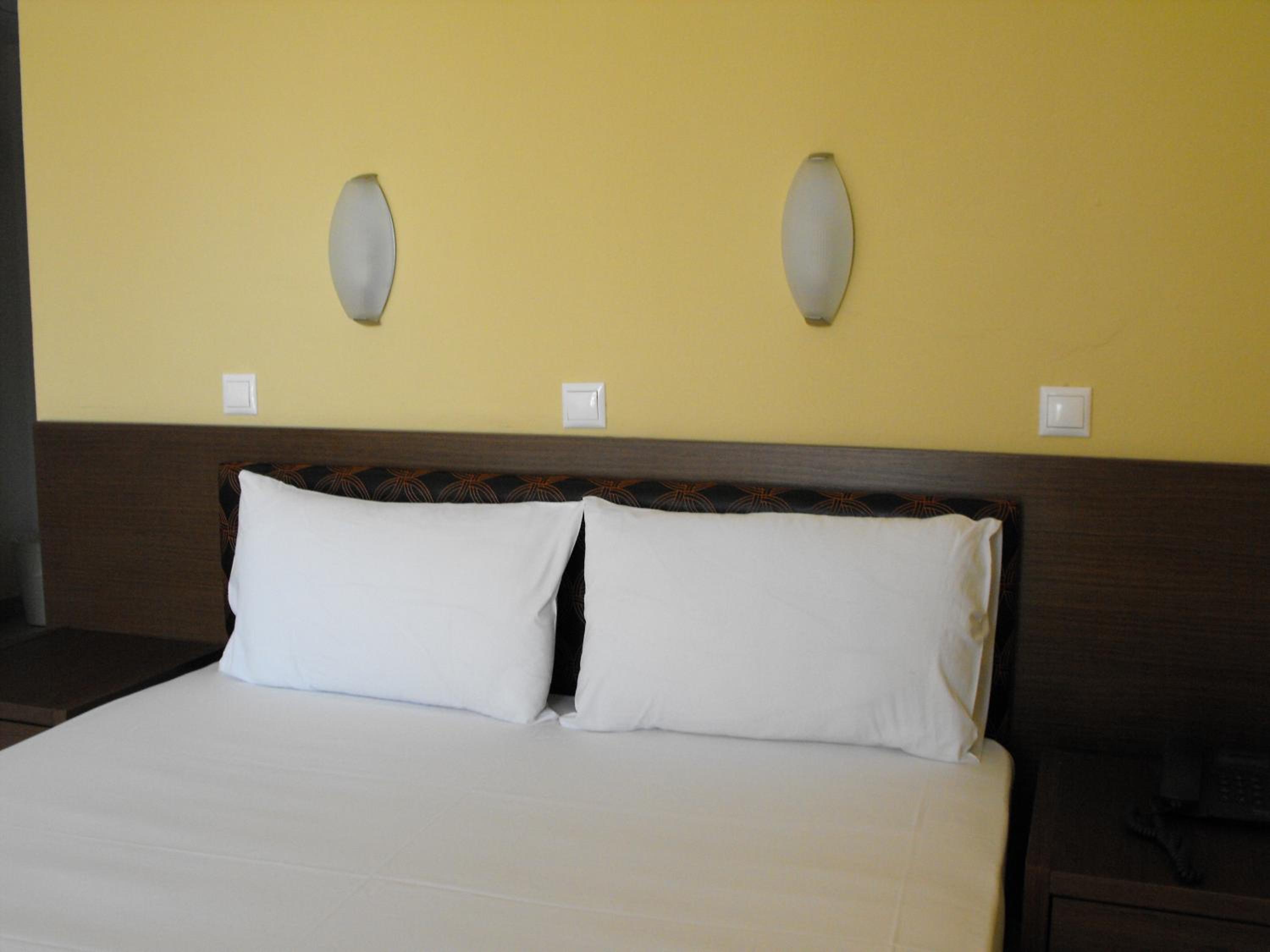 Standard Double or Twin Room photo 2