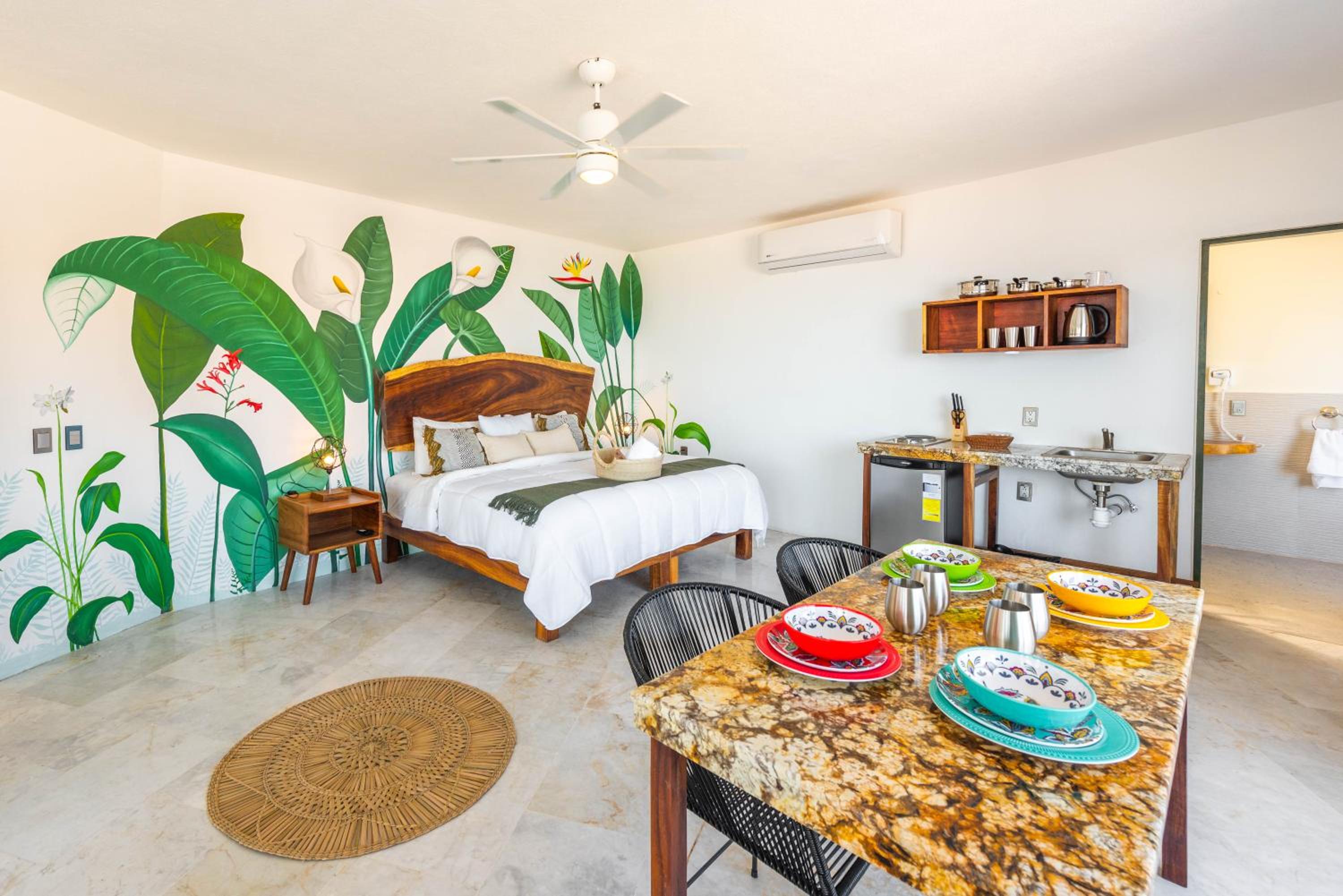 Studio Apartment with Sea View - Photo 2