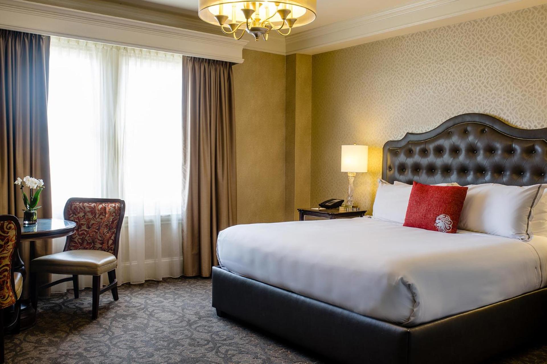 Superior King Room - Photo 1