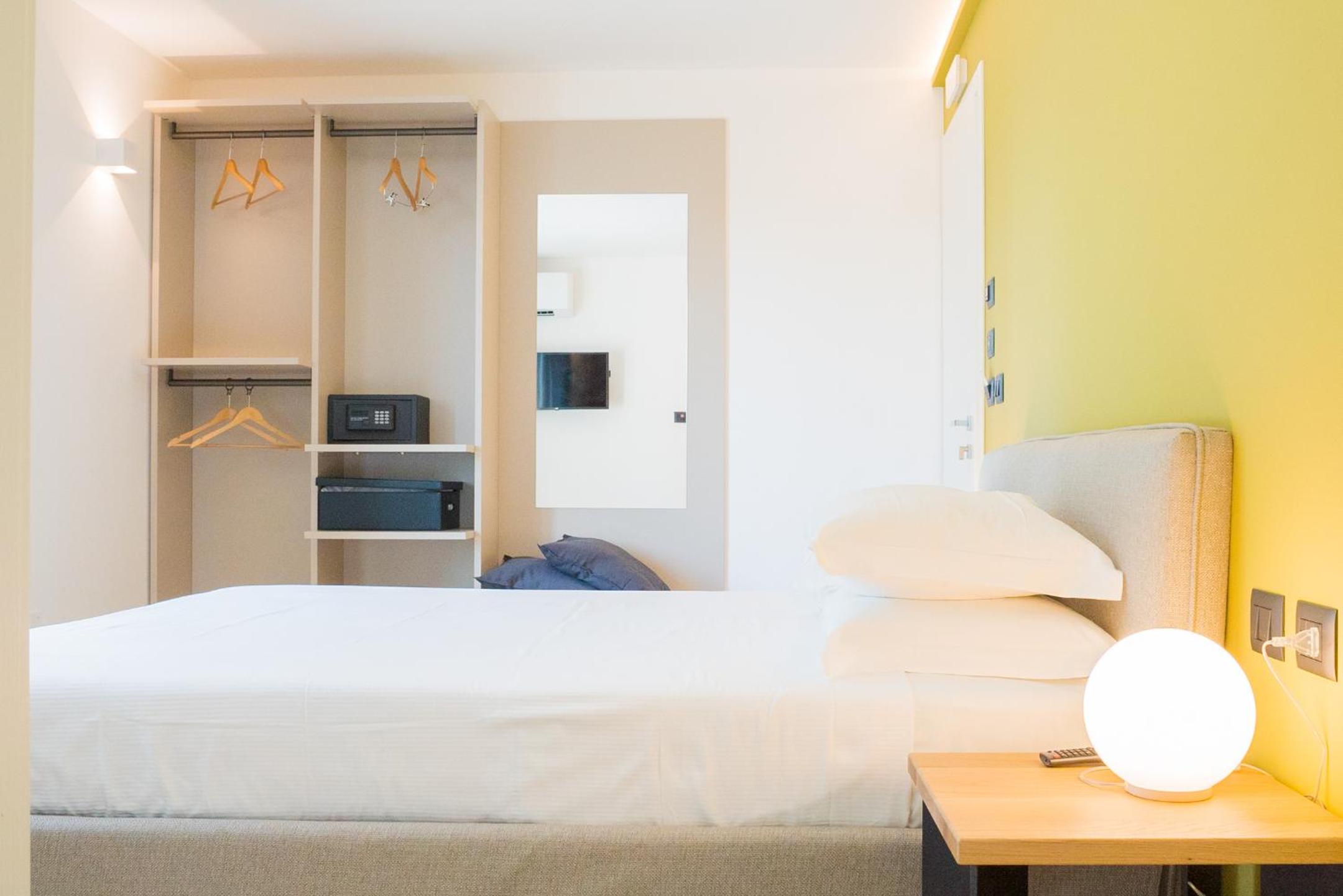 Double Room with Terrace photo 2