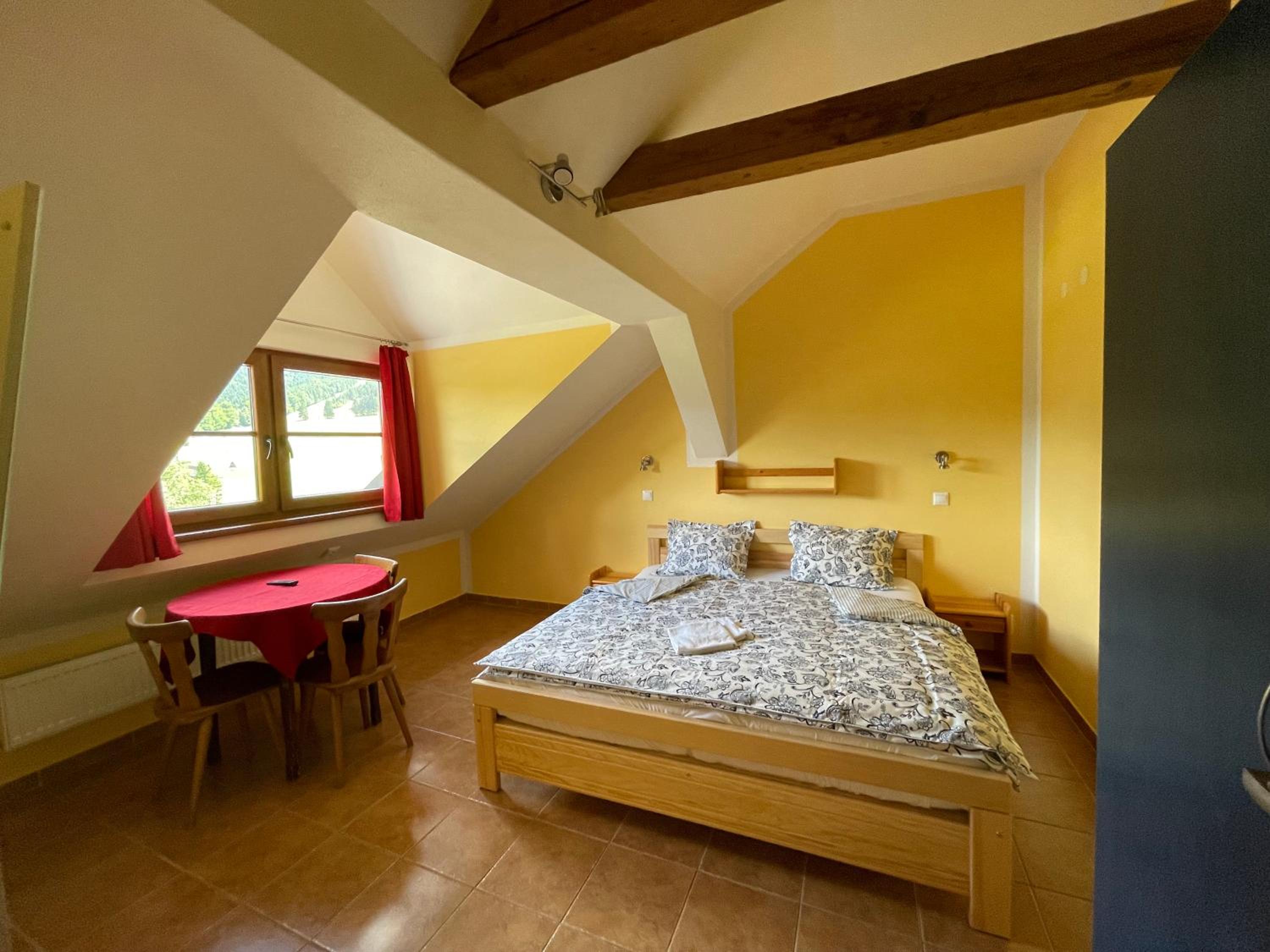 Quadruple Room - Photo 10