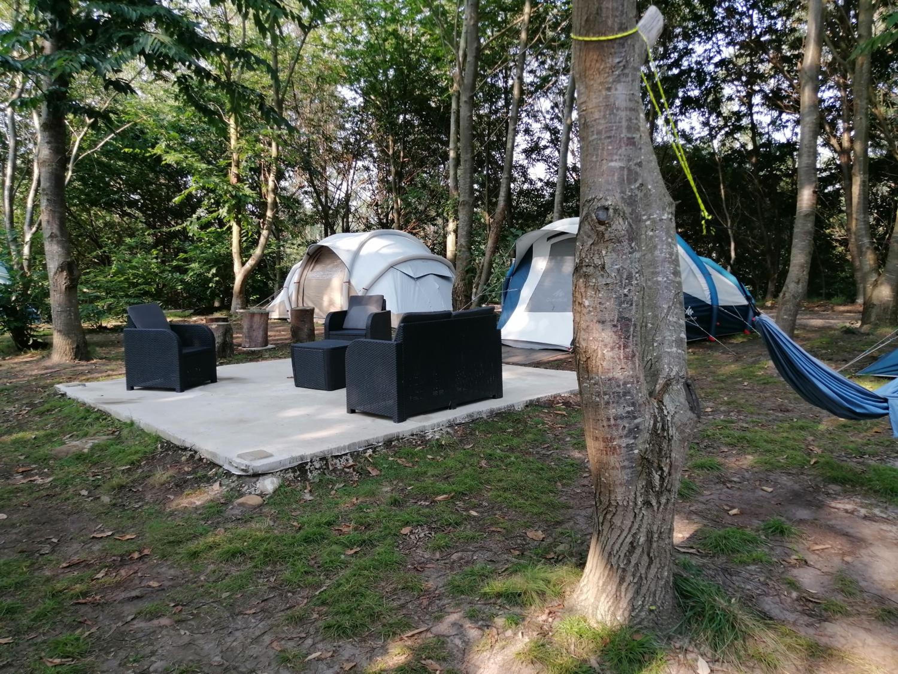 Deluxe Camping Tent - Photo 52