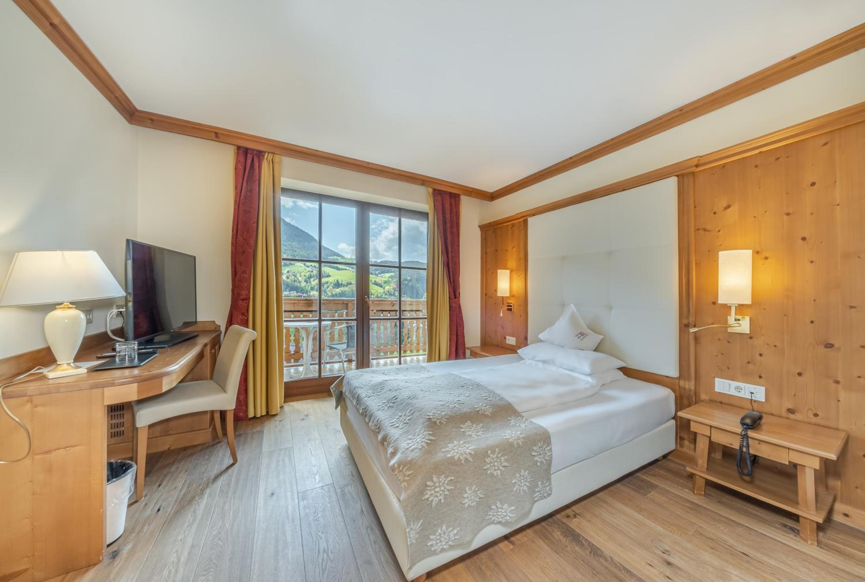 Single Room with Balcony photo 1
