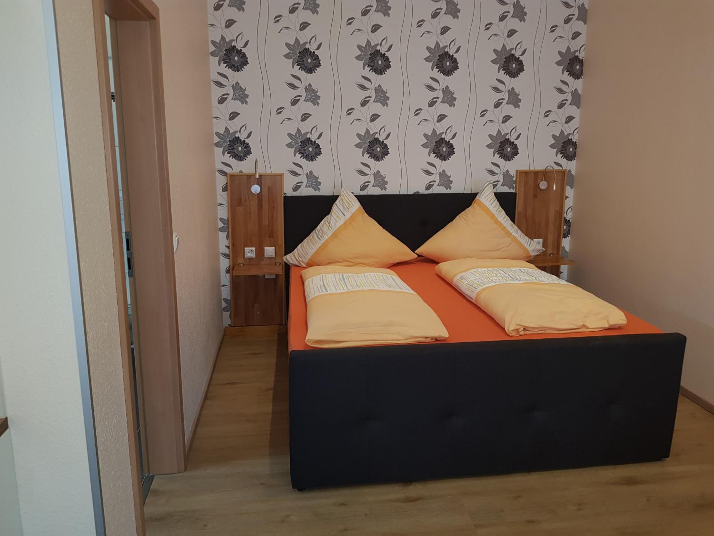 Deluxe Double Room with Shower photo 1