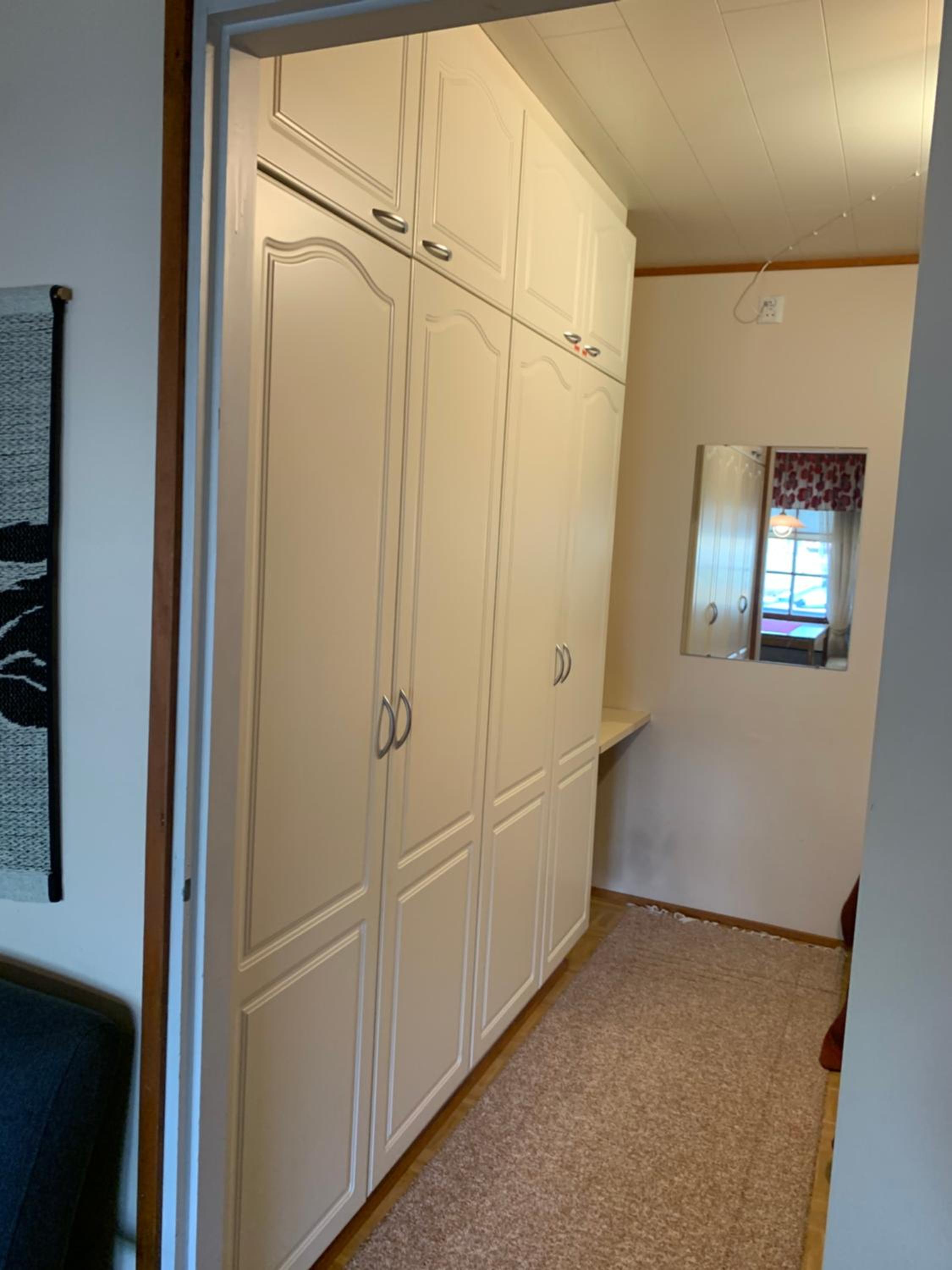 One-Bedroom Apartment - Photo 1