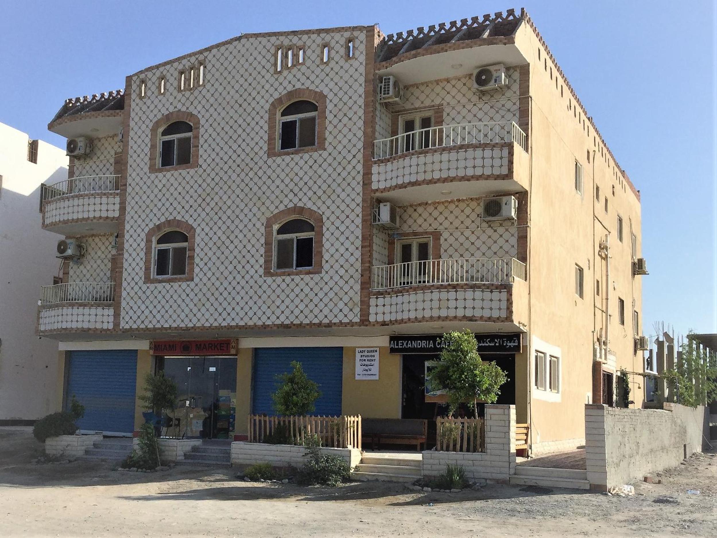 Two-Bedroom Apartment with Sea View