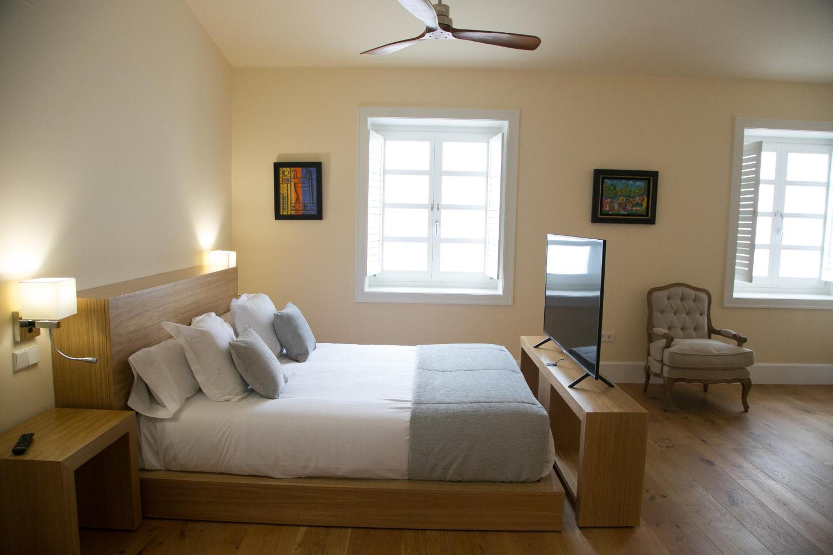 Deluxe Suite - Photo 66
