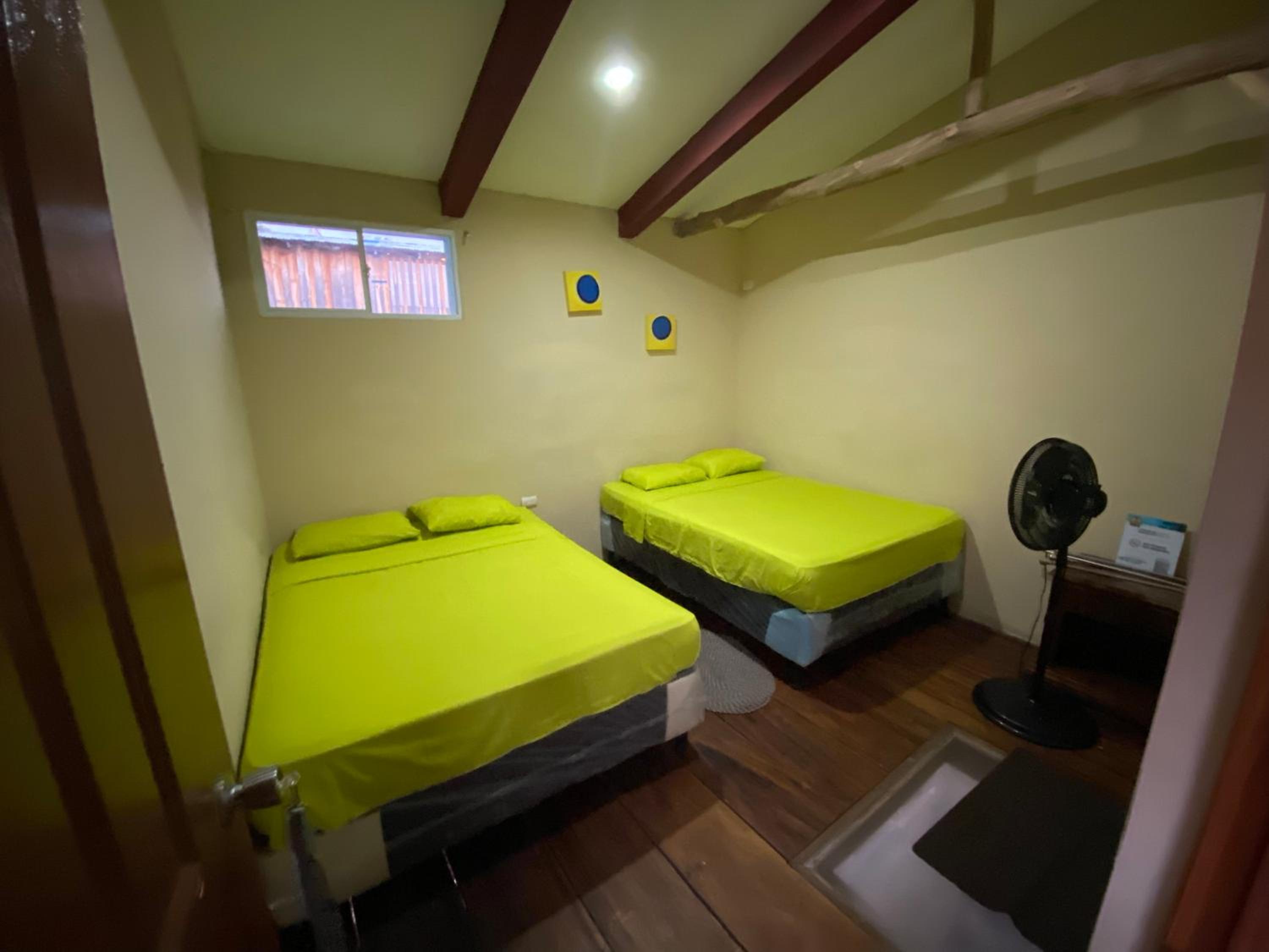 Queen Room with Two Queen Beds photo 1