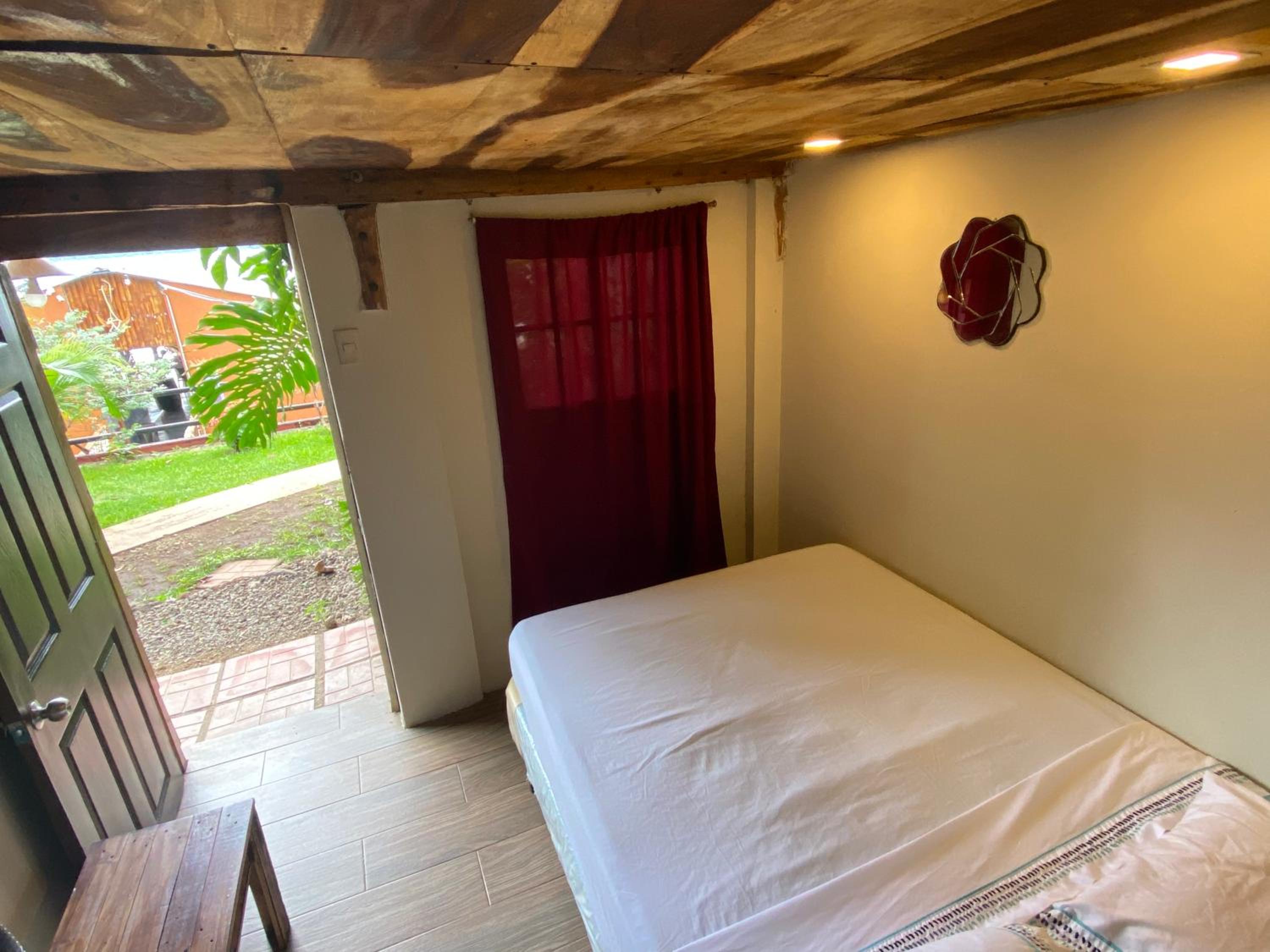 Queen Room with Garden View photo 3