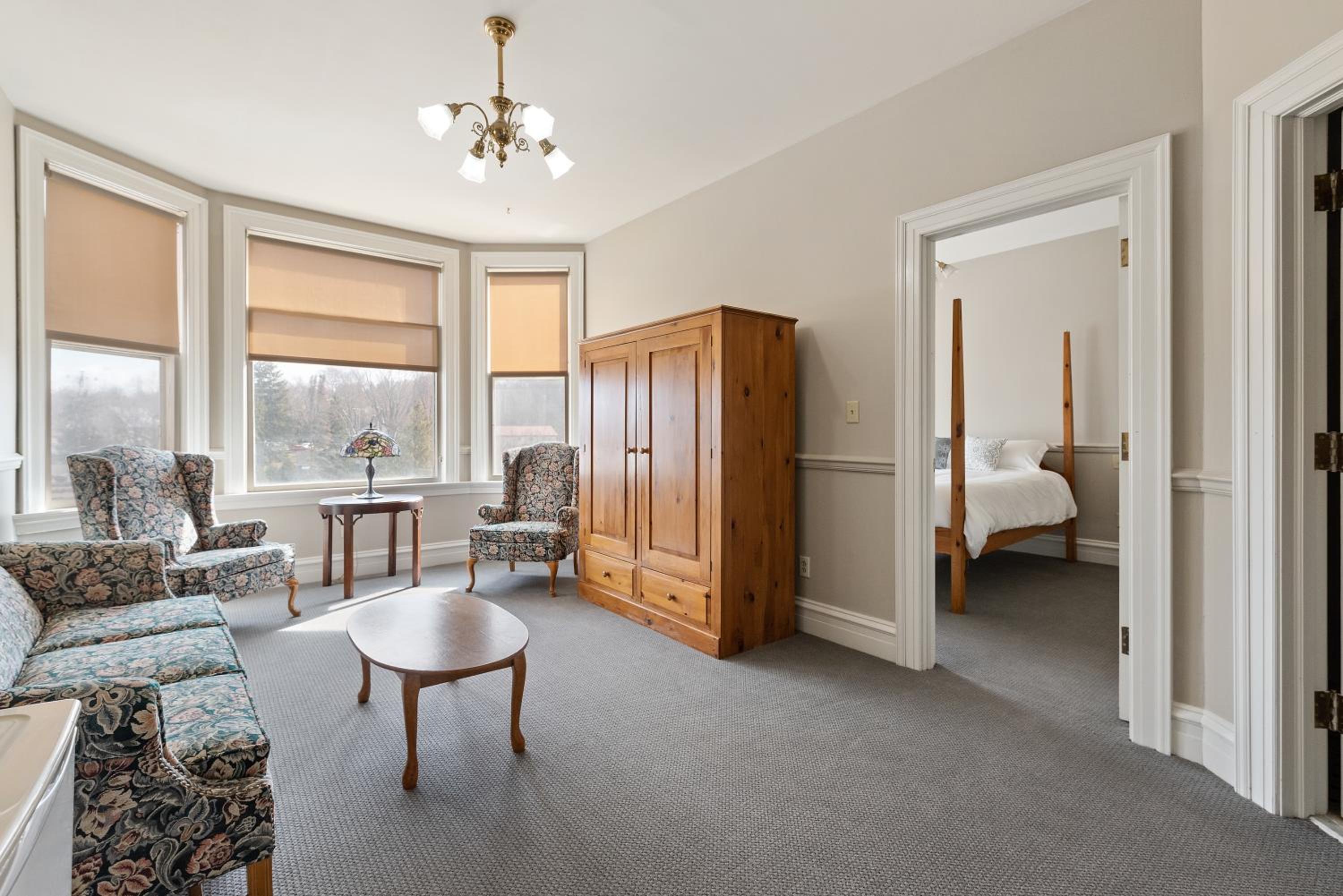 Suite with City View photo 1