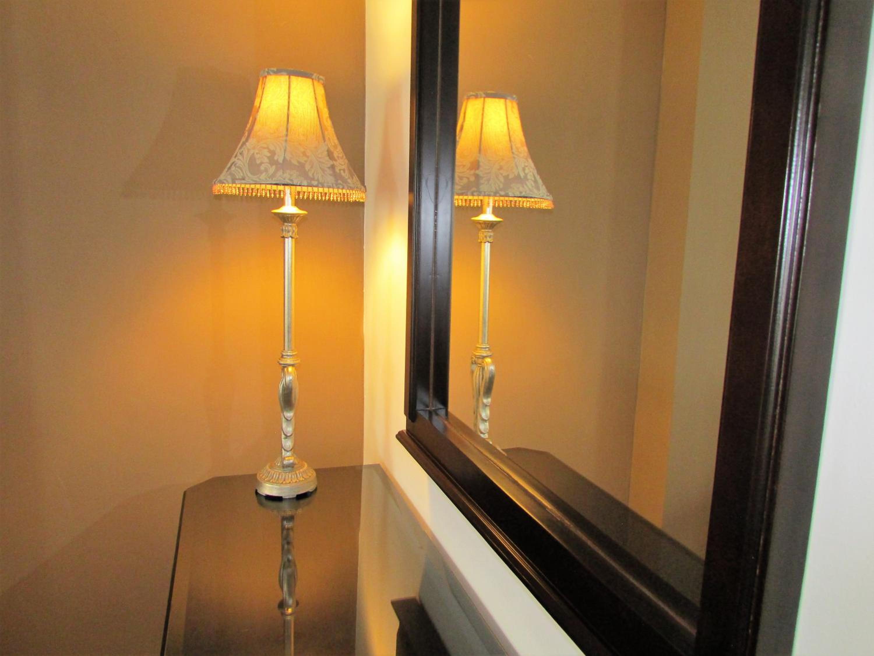 Suite with Two Double Beds - Non-Smoking - Photo 4