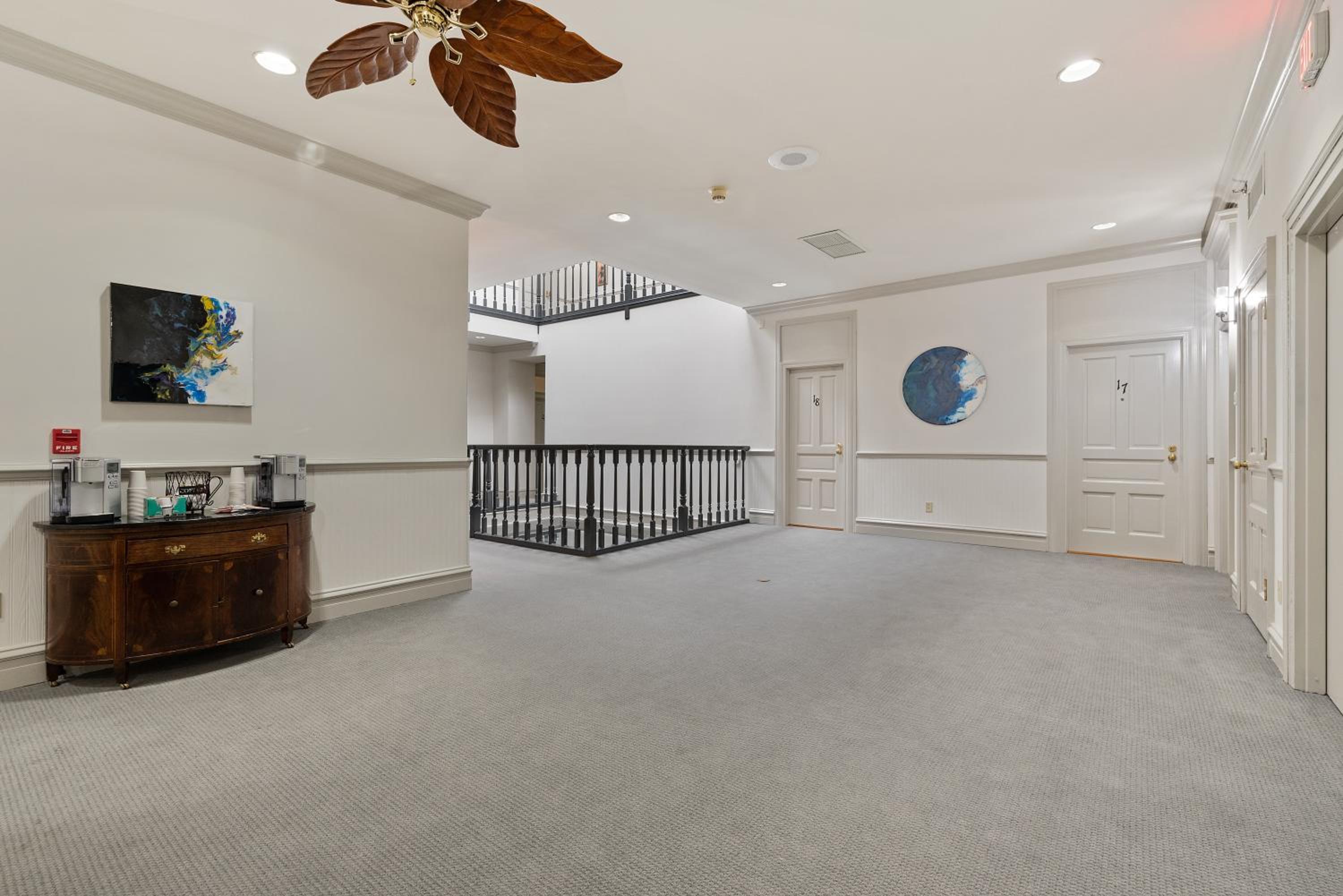 Superior King Suite photo 1
