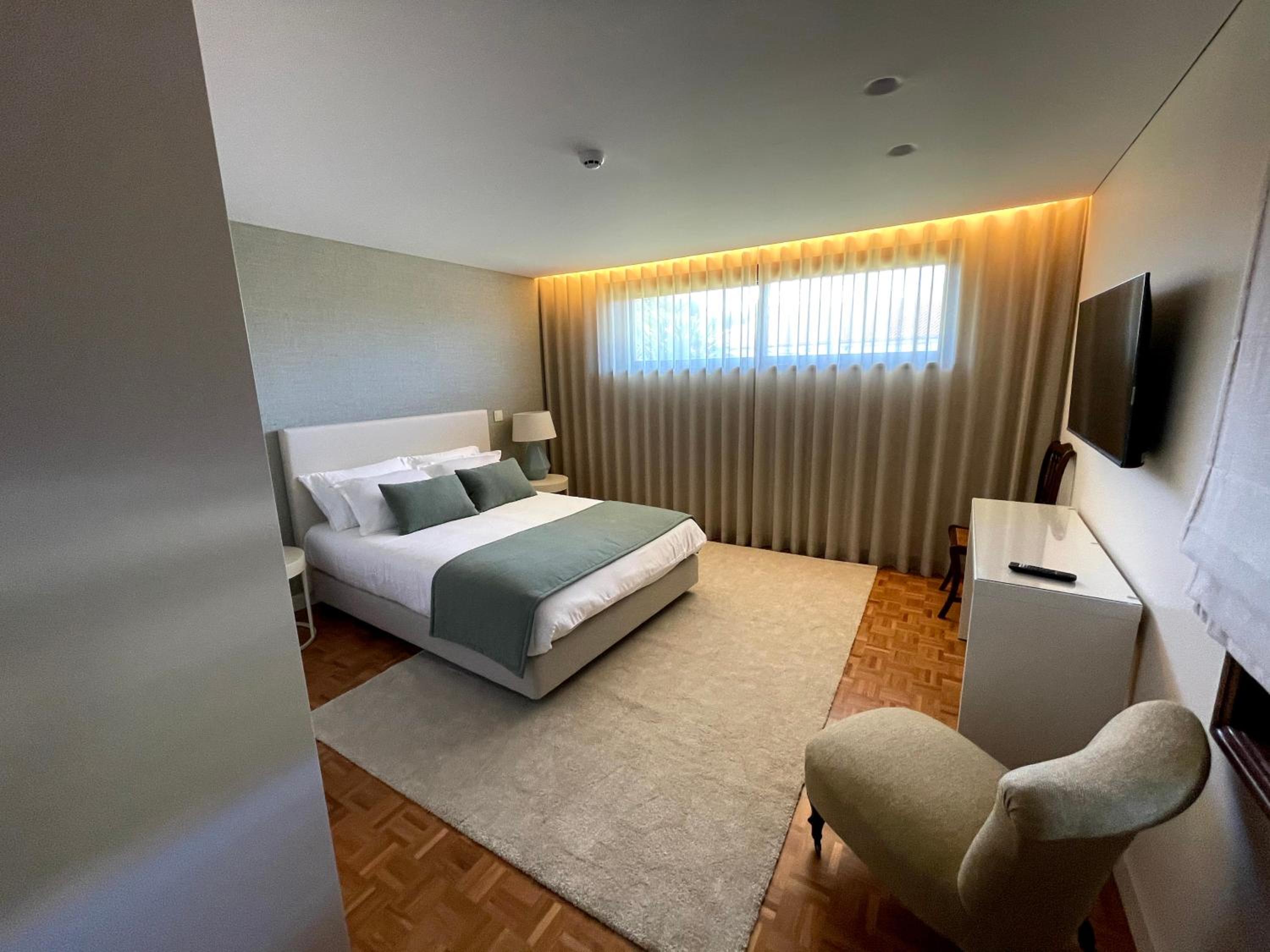 Superior Double Room - Photo 3