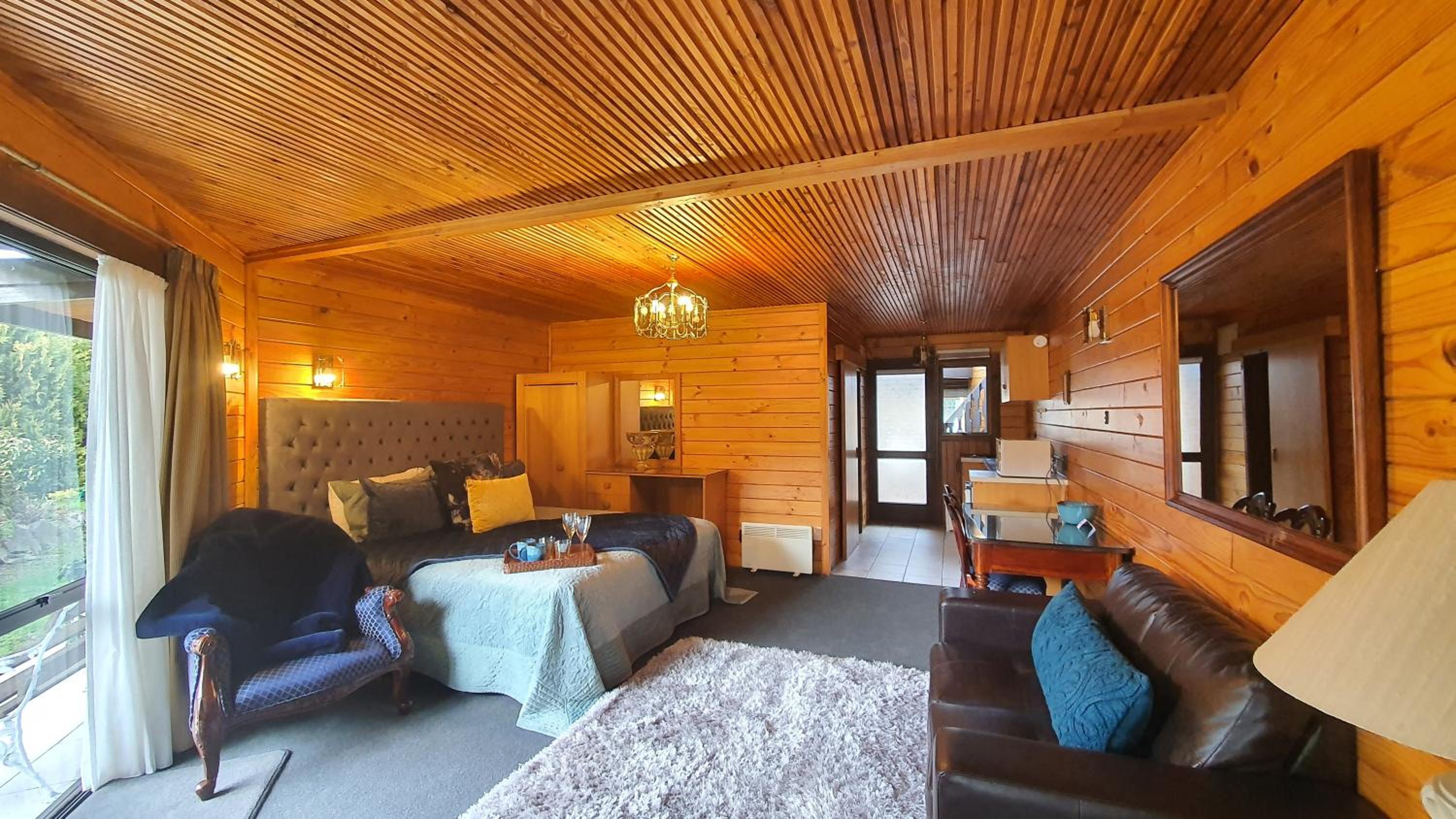 Superior King Suite With Balcony