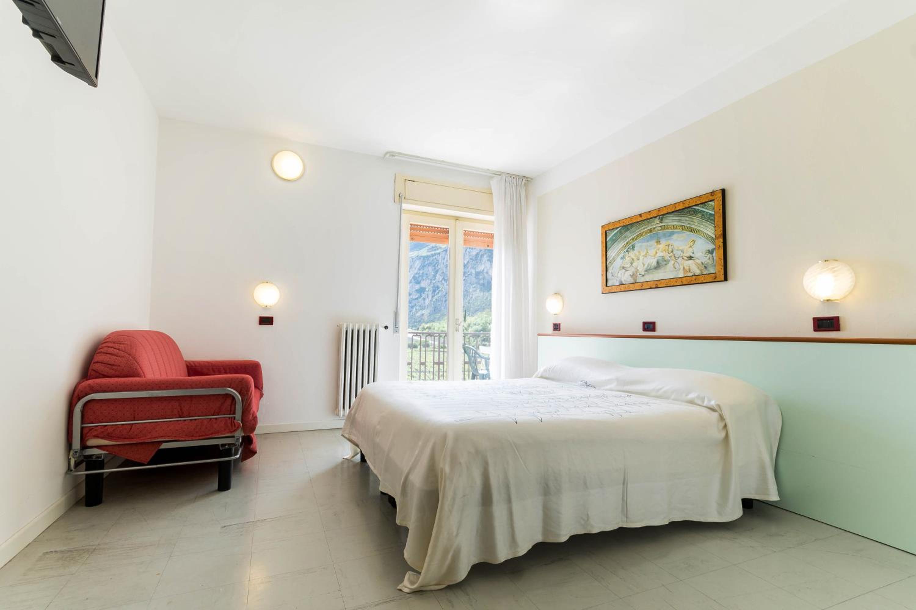 Triple Room with Mountain View