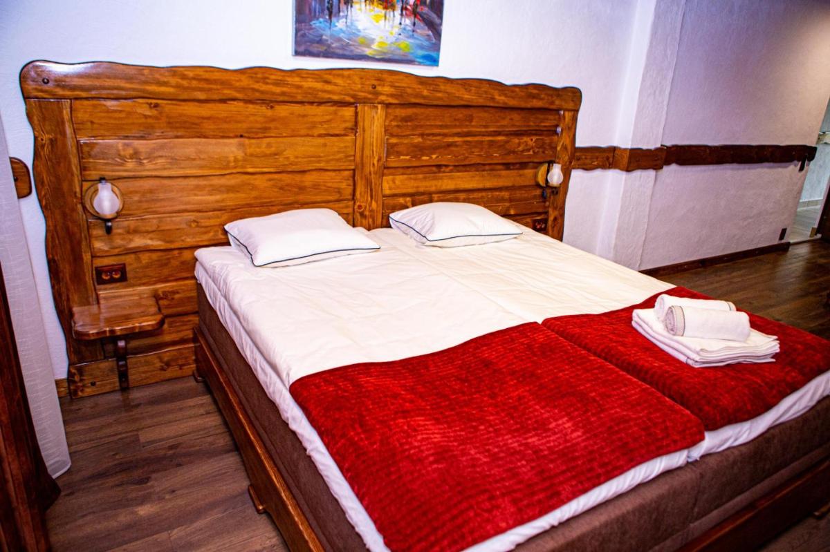 Double Room with Balcony photo 3