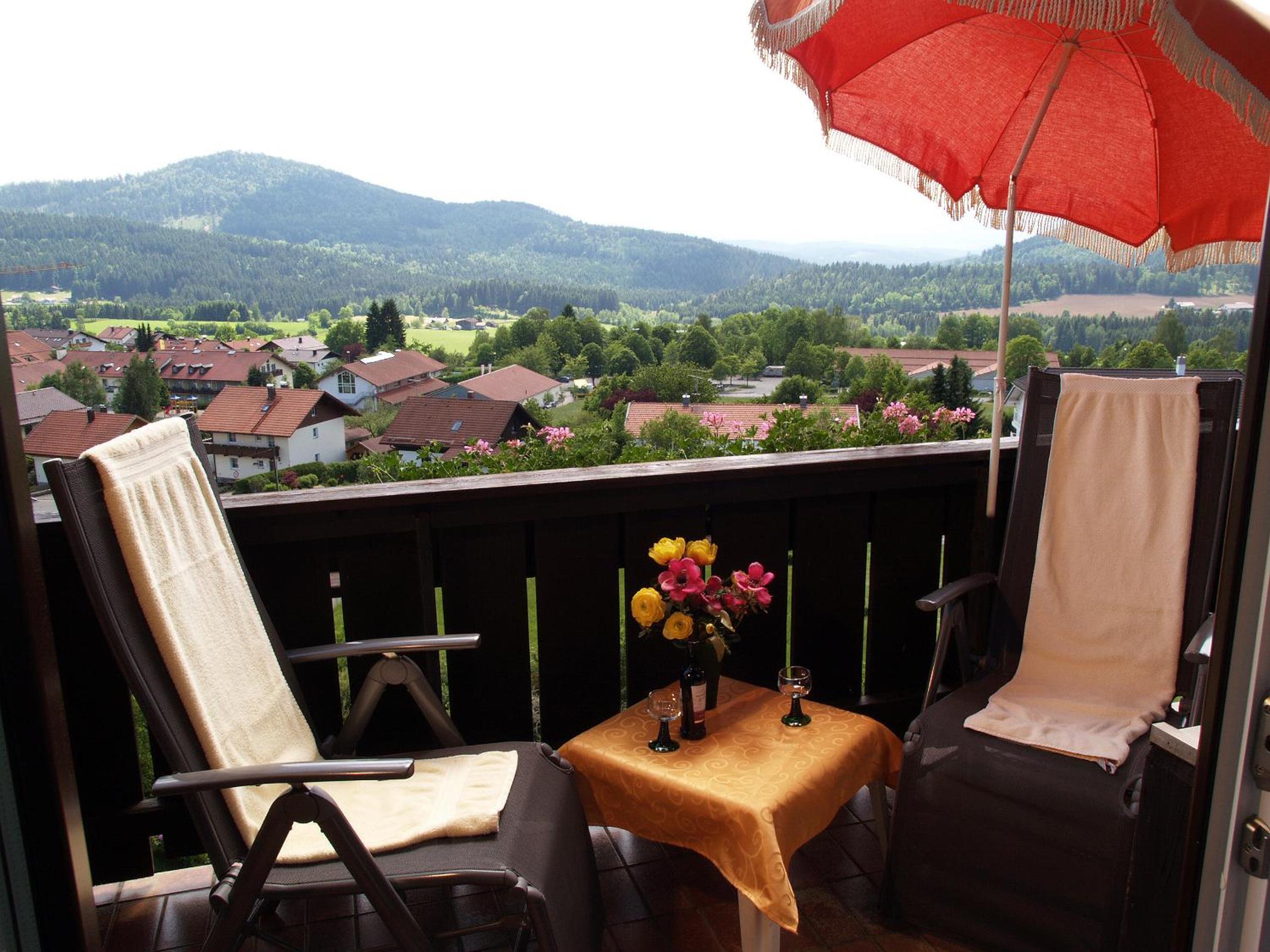 Double Room with South-facing Balcony photo 2