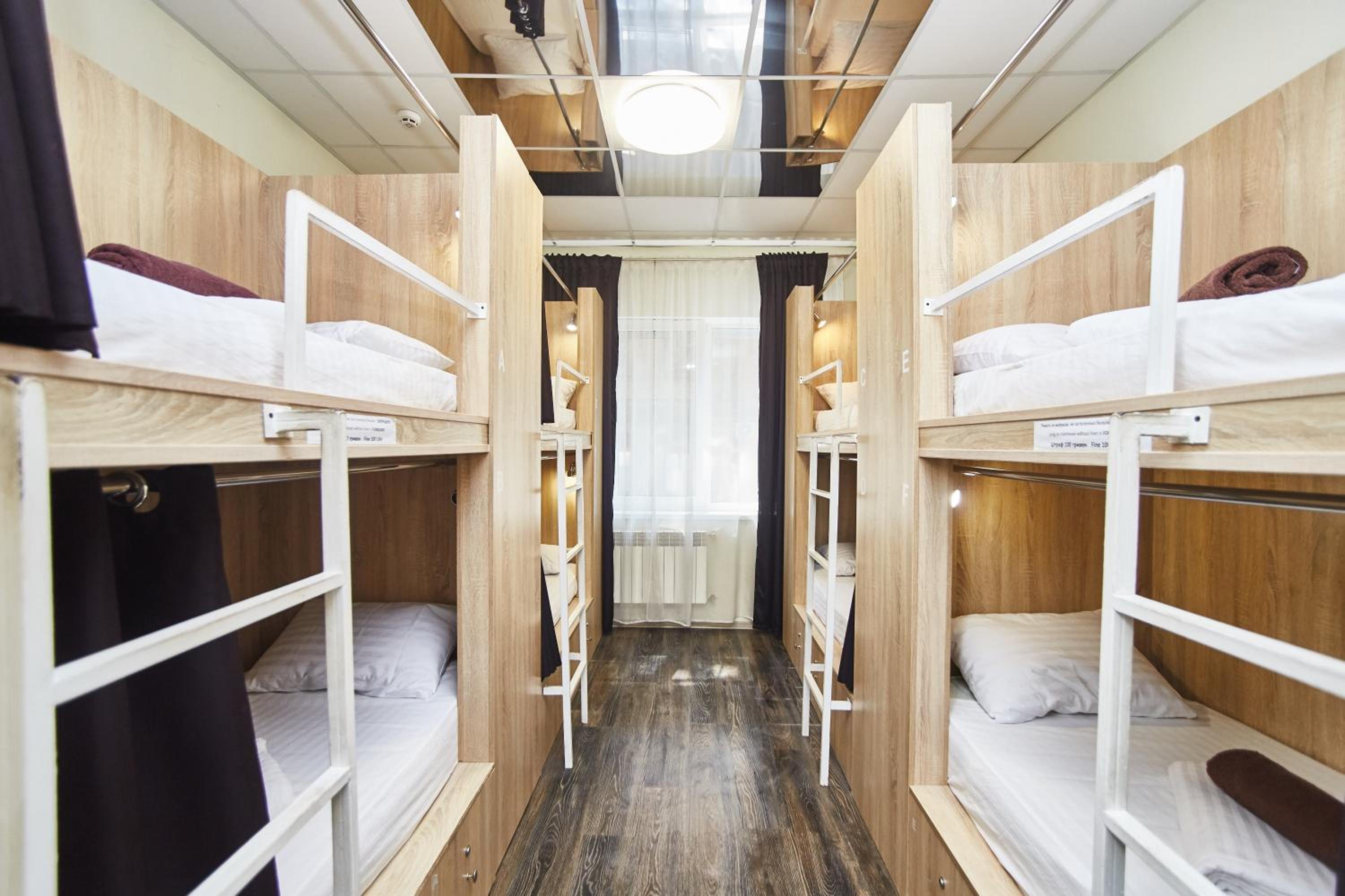 Bed in 8-Bed Mixed Dormitory Room photo 2