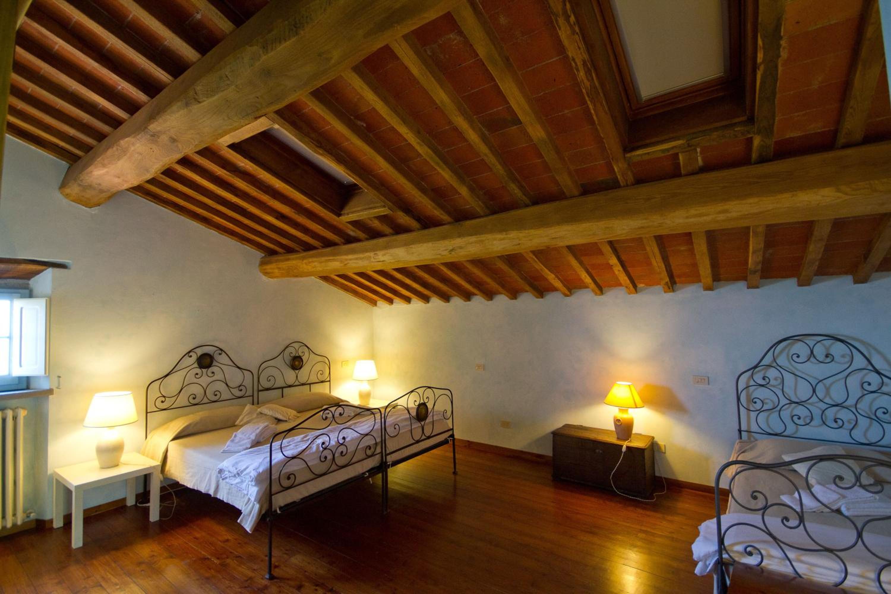 Two-Bedroom Apartment - Photo 2