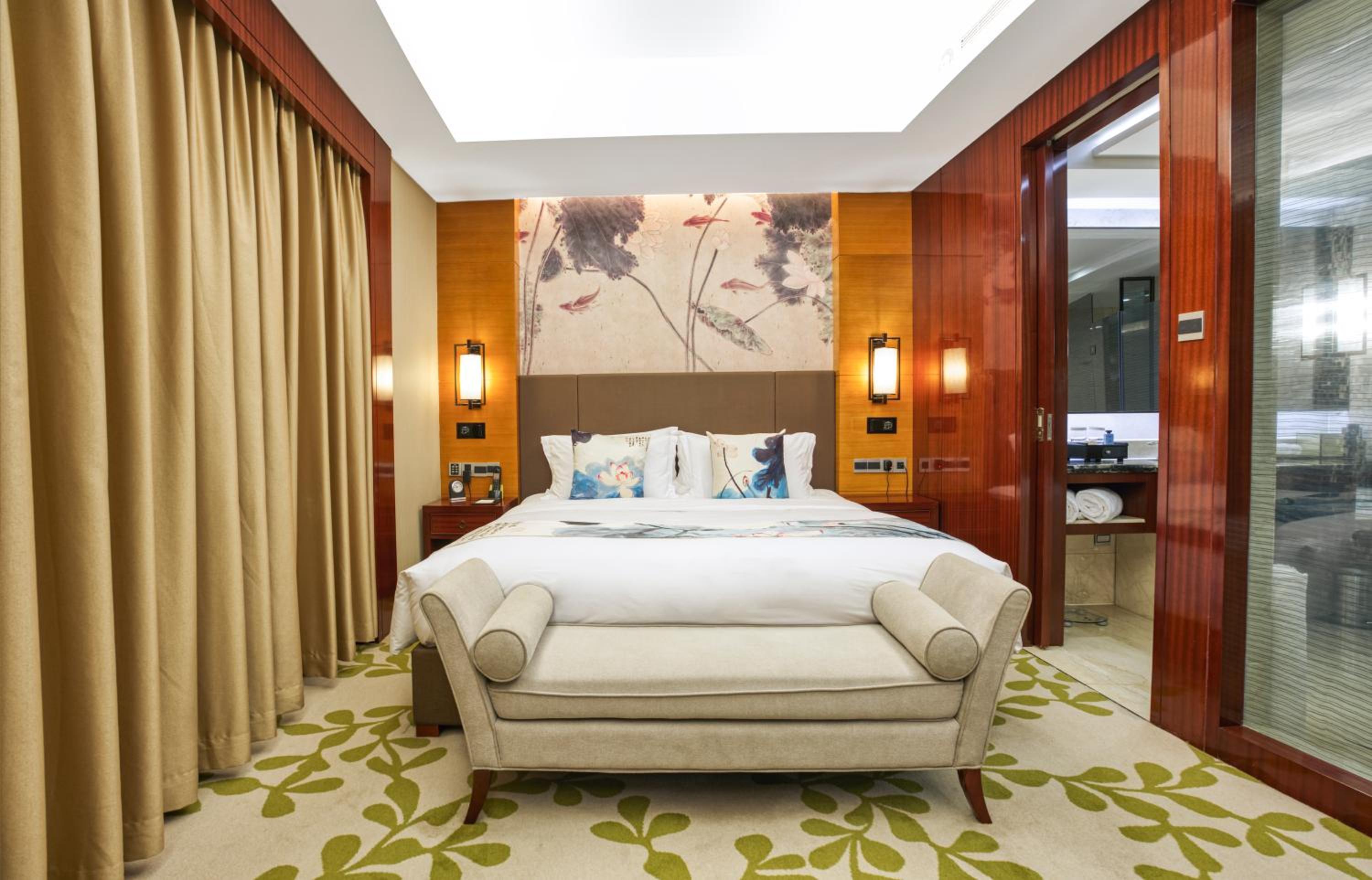 Luxury Room King - Photo 3
