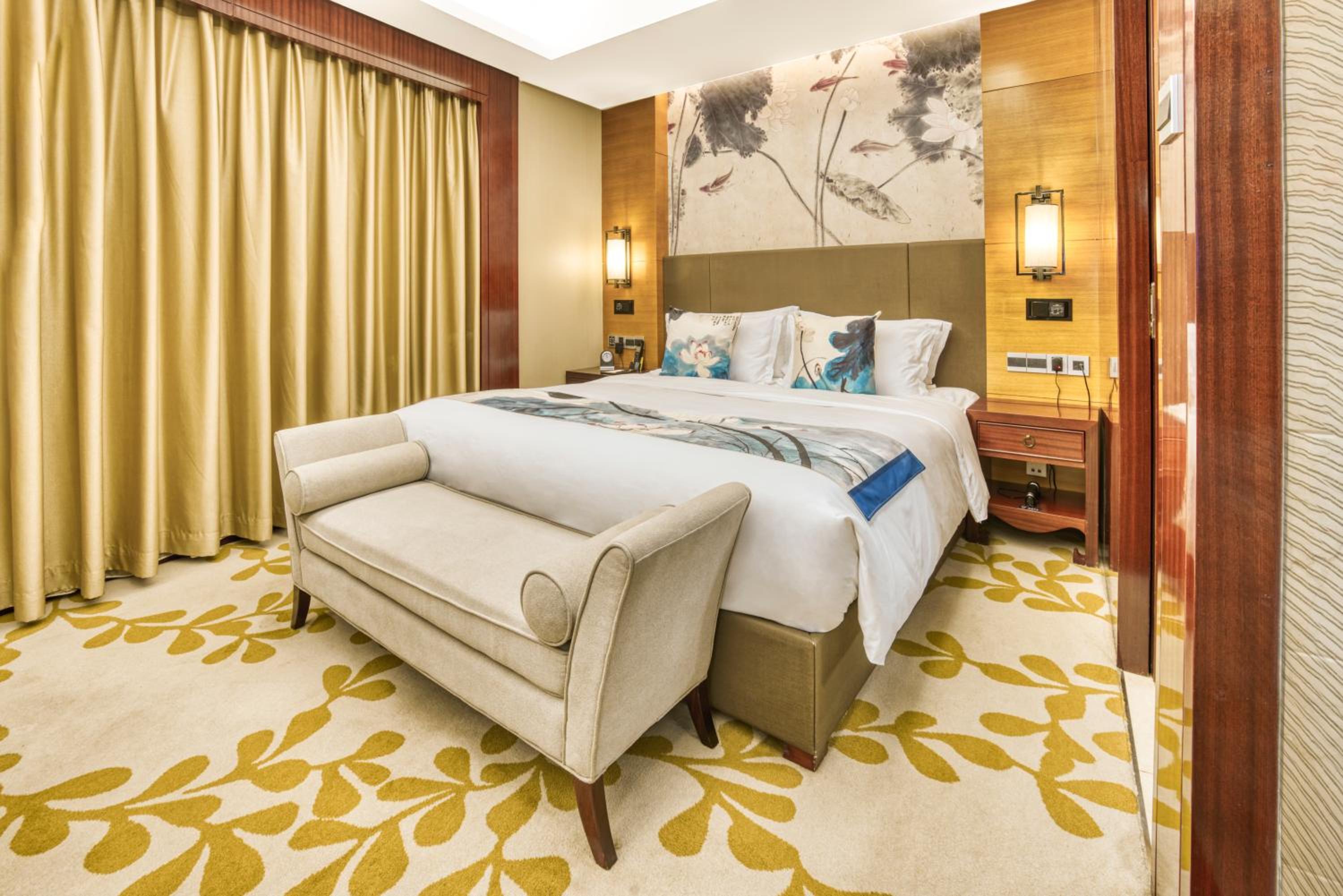 Luxury Room King - Photo 2