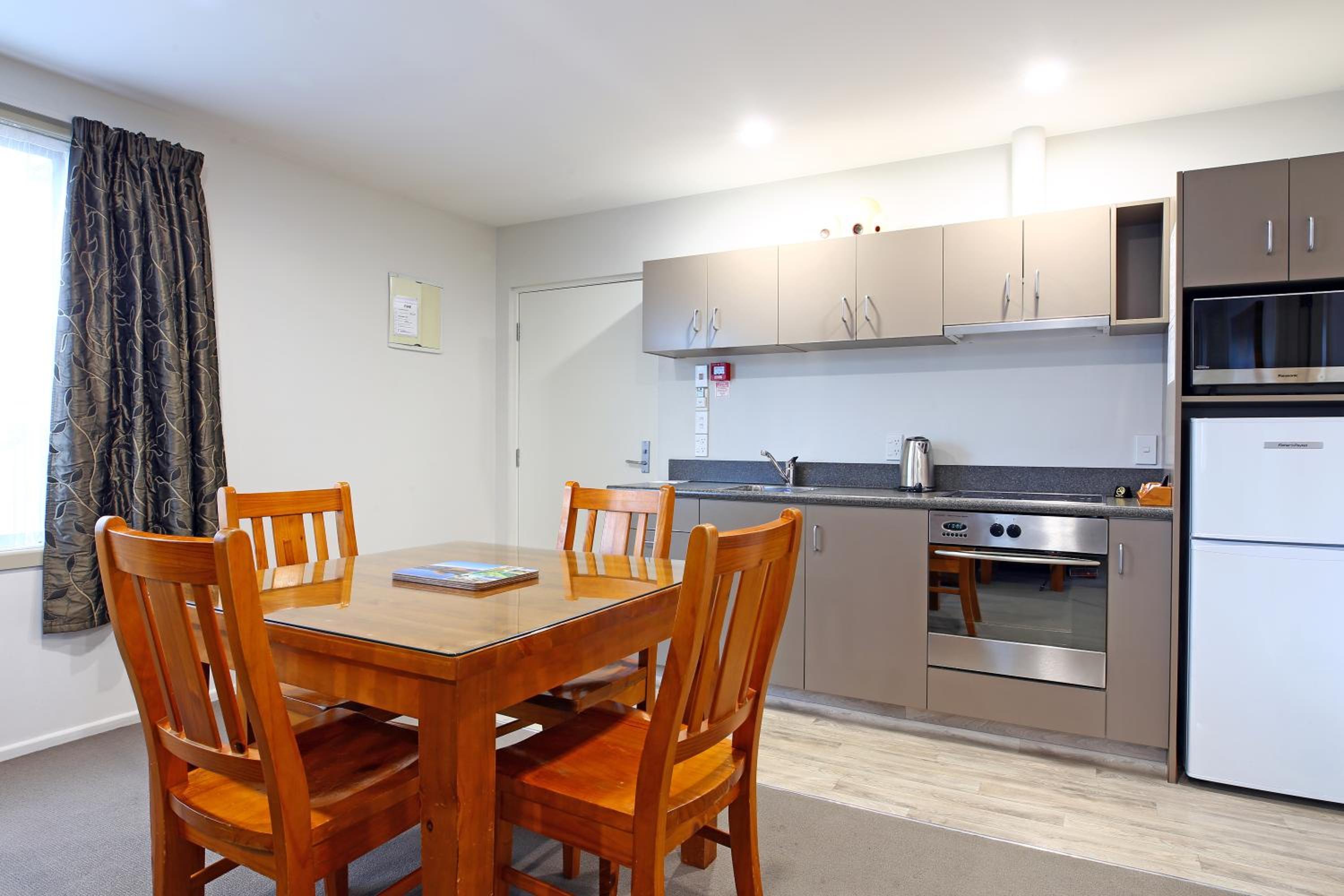 Premium Two Bedroom Apartment - Photo 8