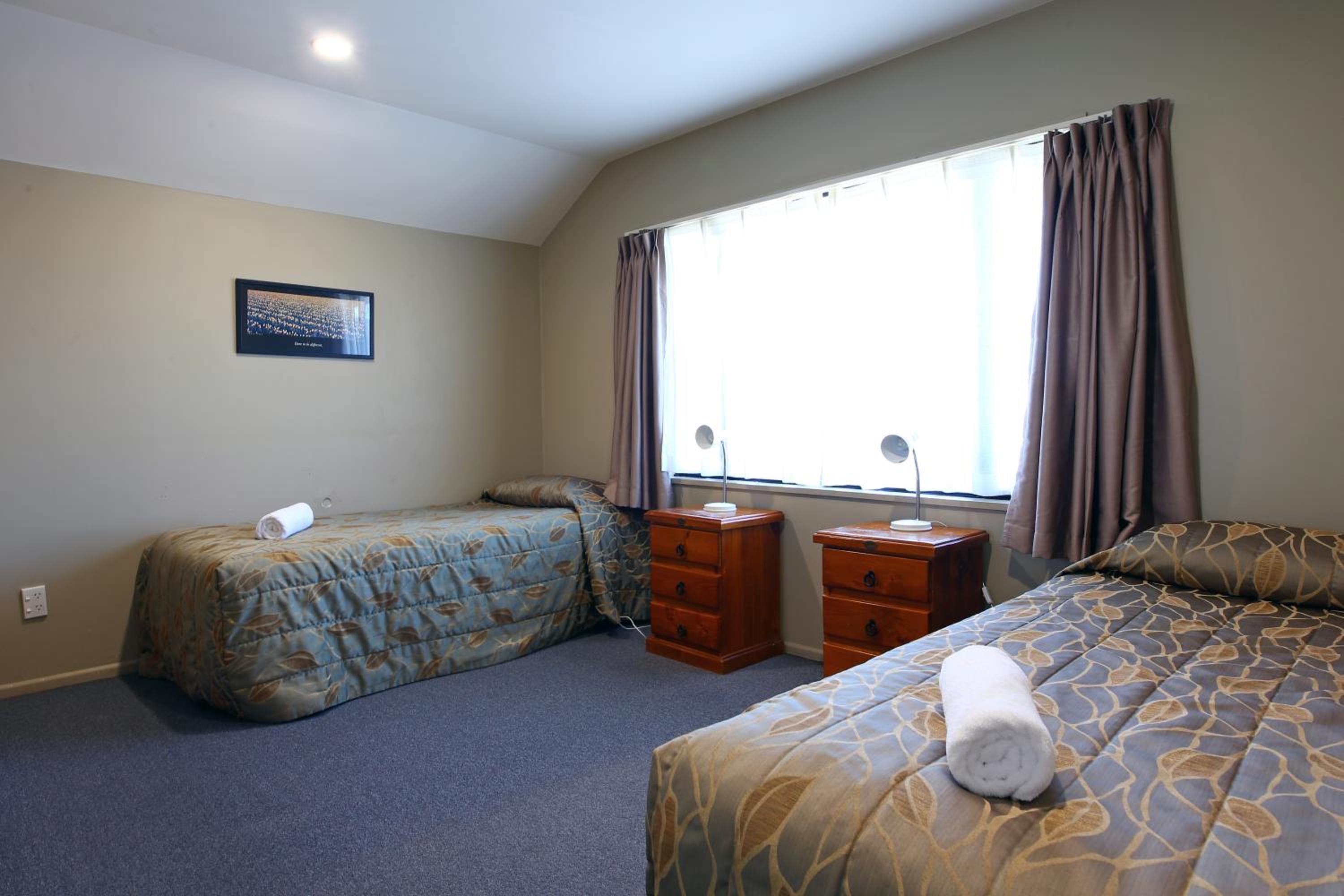 Basic Two Bedroom Apartment photo 3