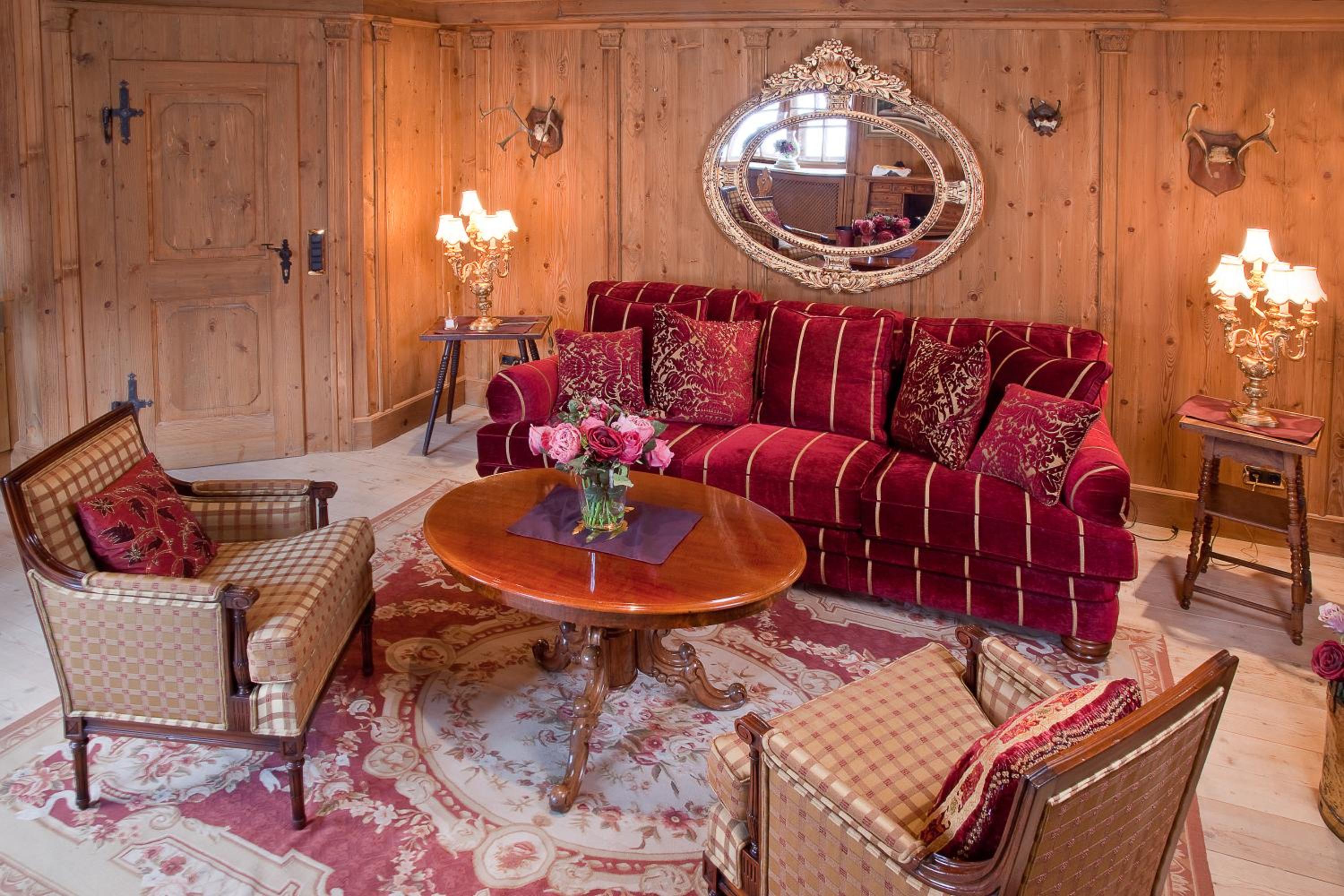 Luxury Suite