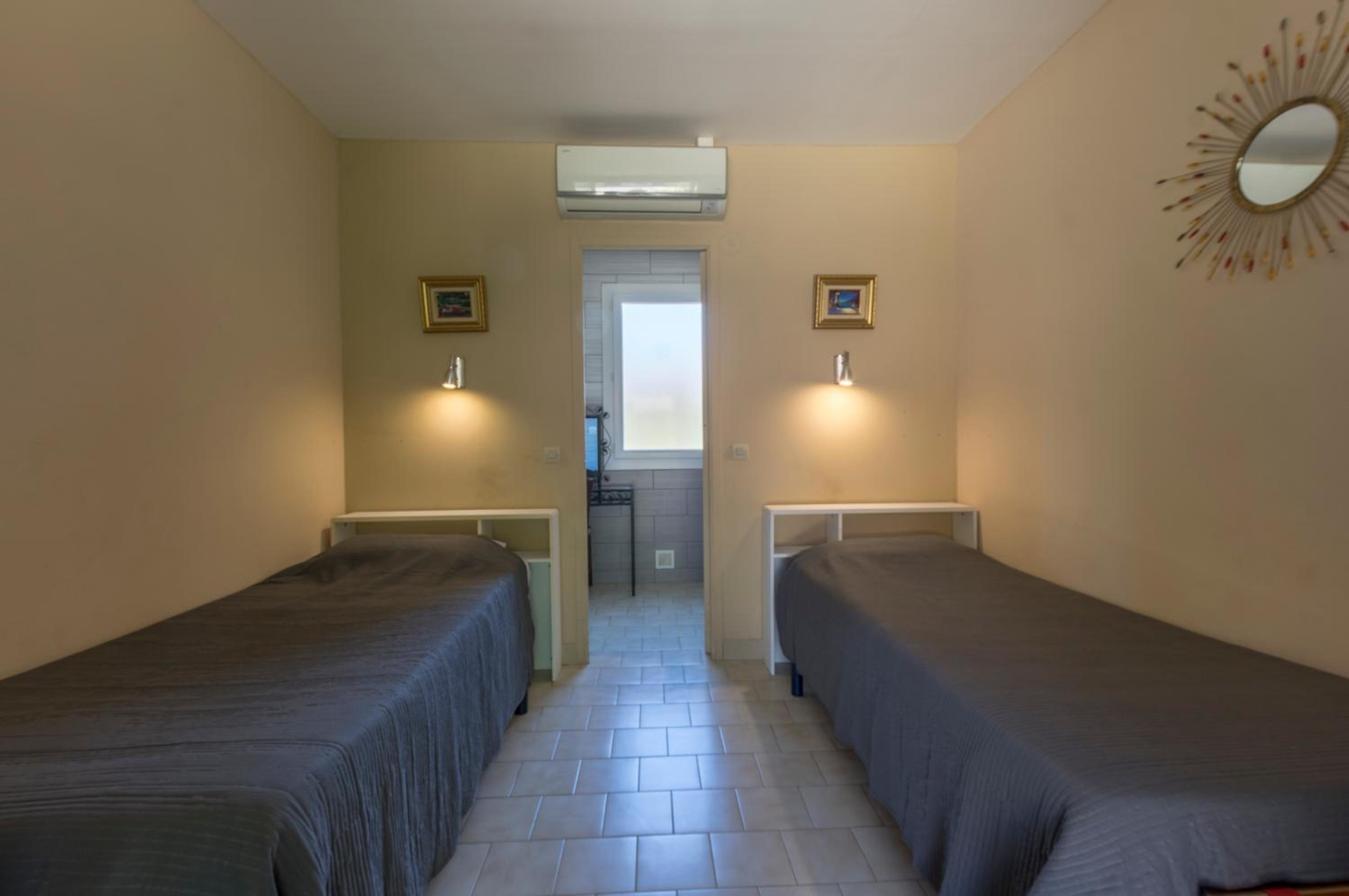 Twin Room photo 1