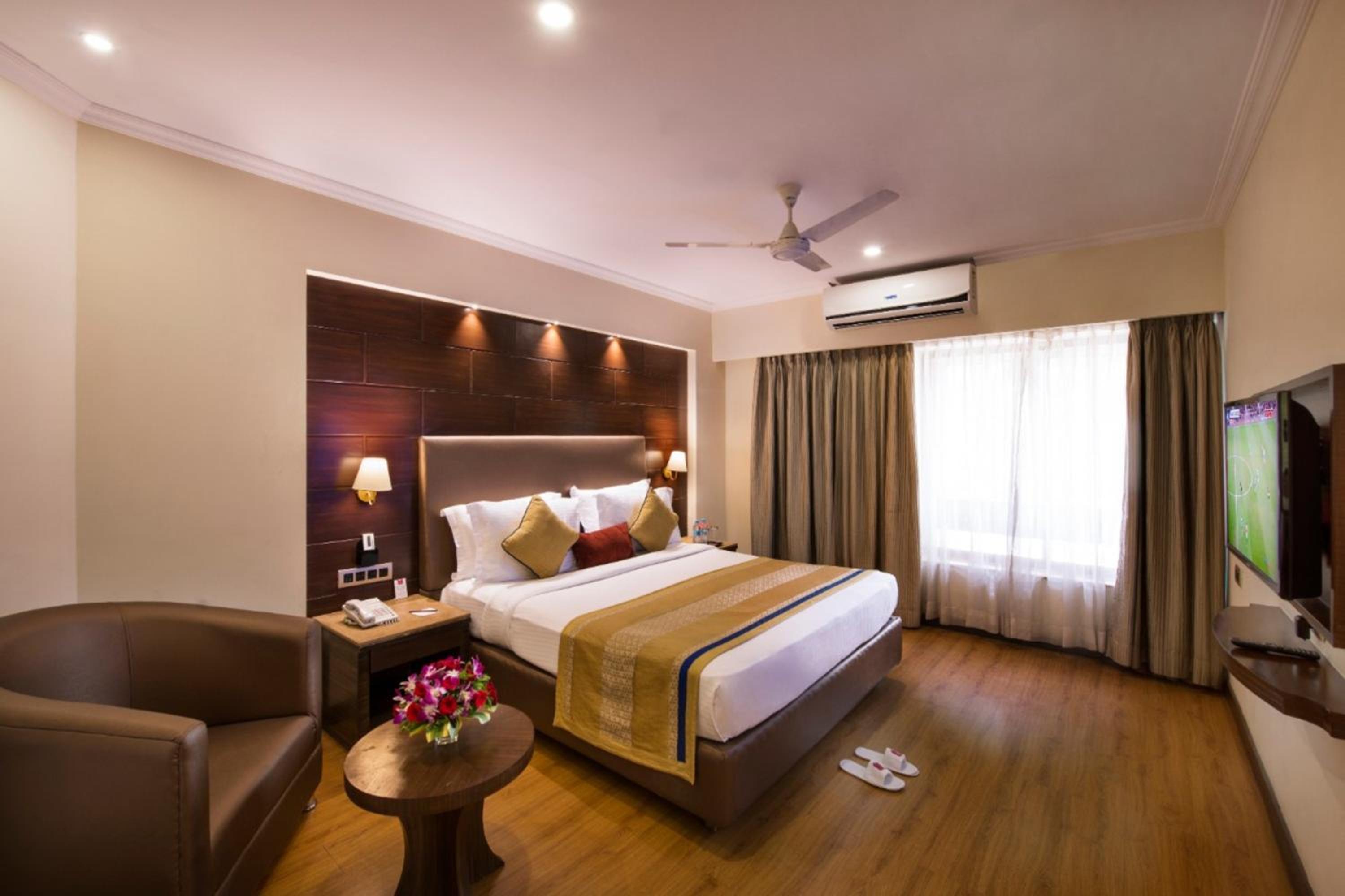 Premium Room - Photo 7