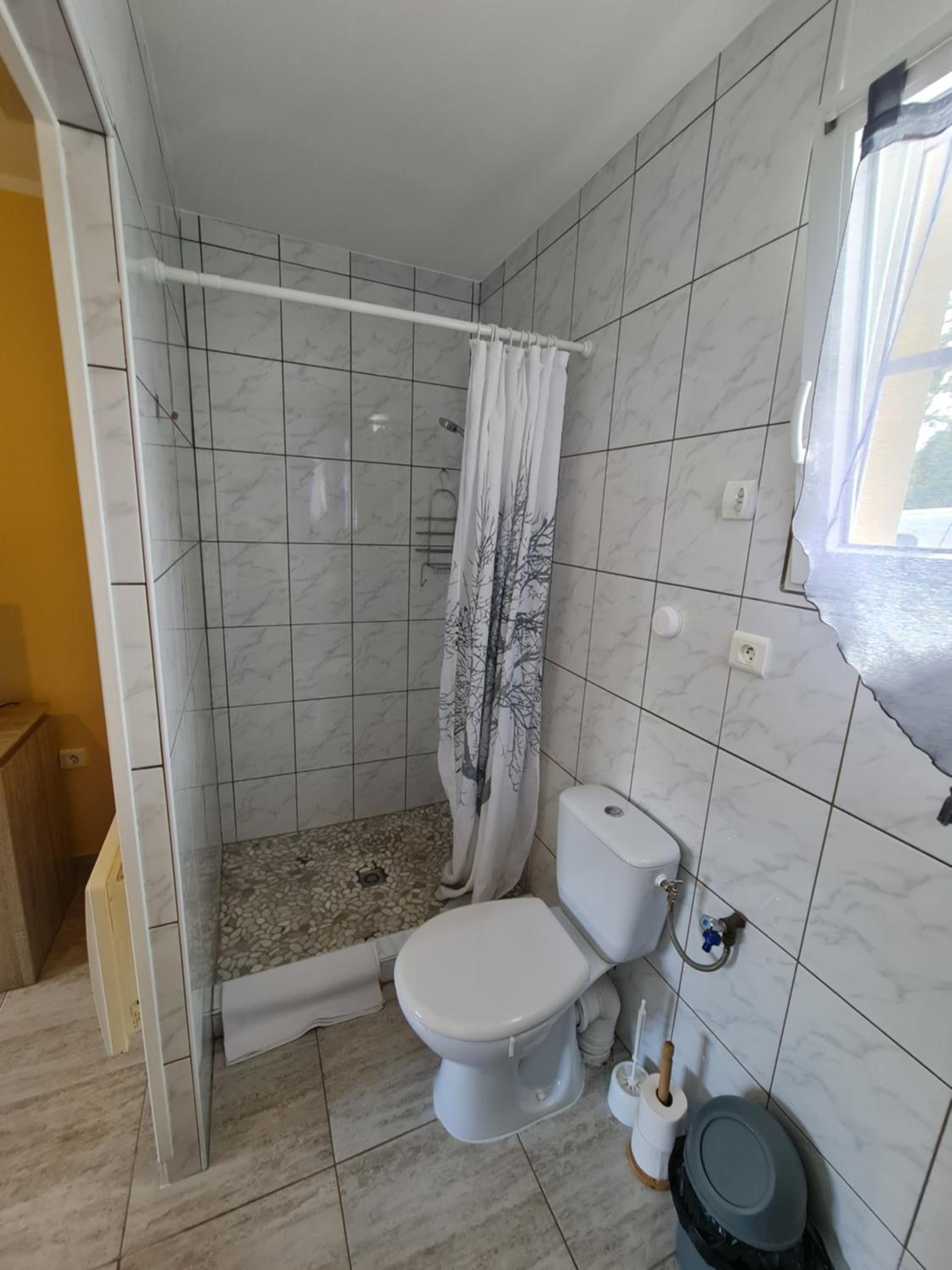 Apartment - Photo 17