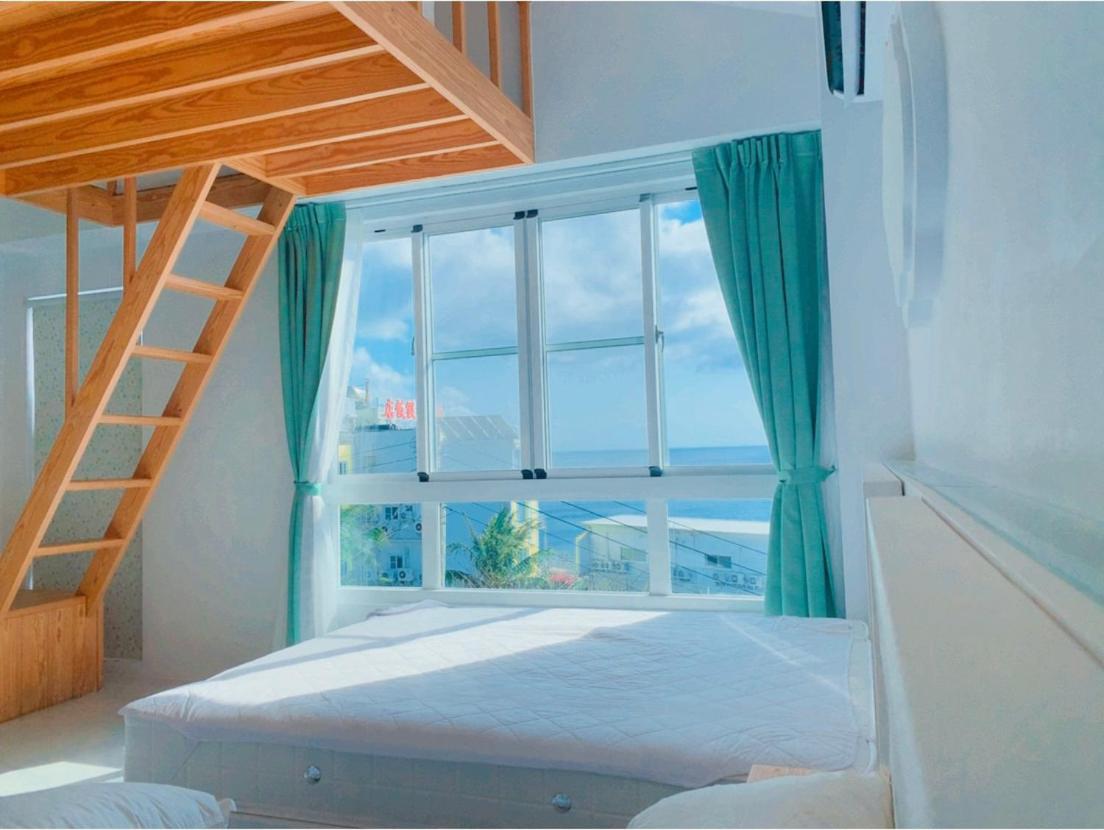 Family Room with Sea View (3rd Floor) photo 1