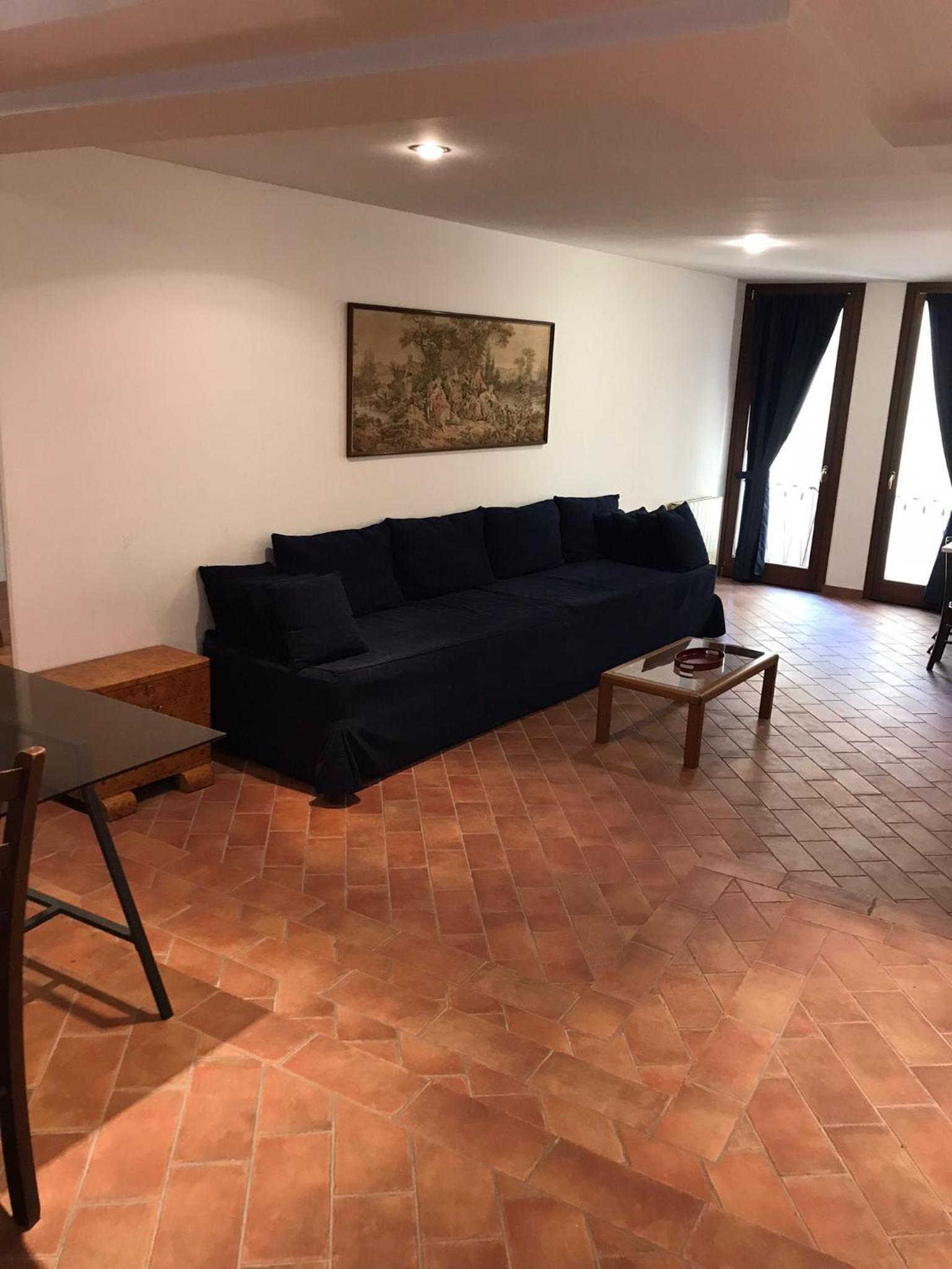 Studio Apartment - Photo 11