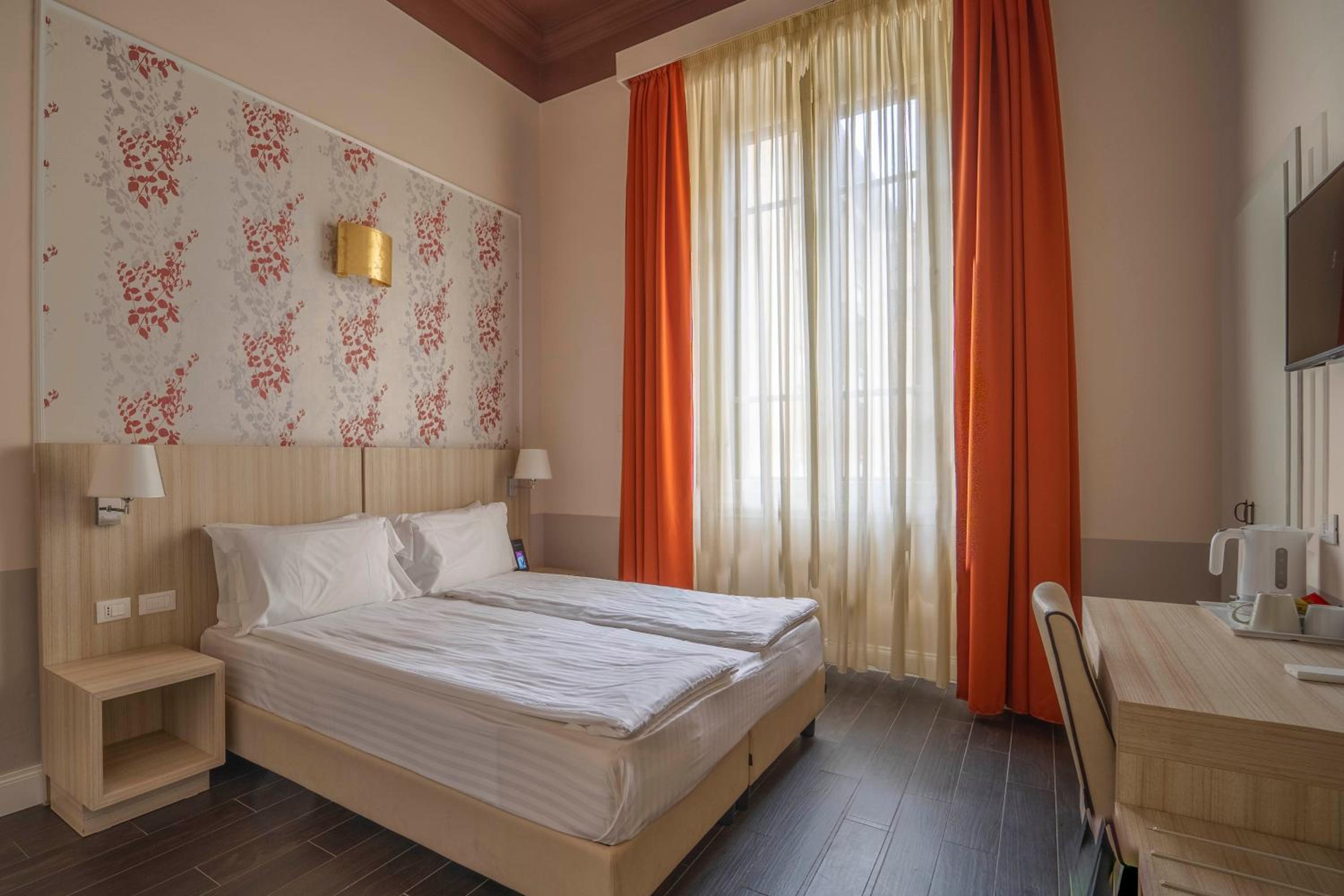 Double Room photo 3