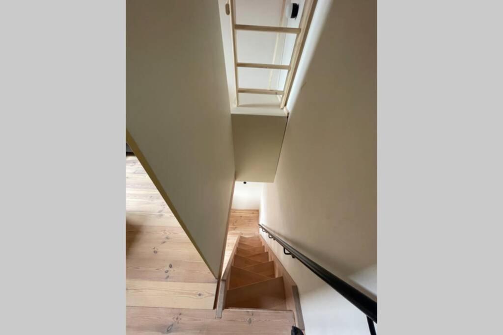 One-Bedroom Apartment - Photo 11