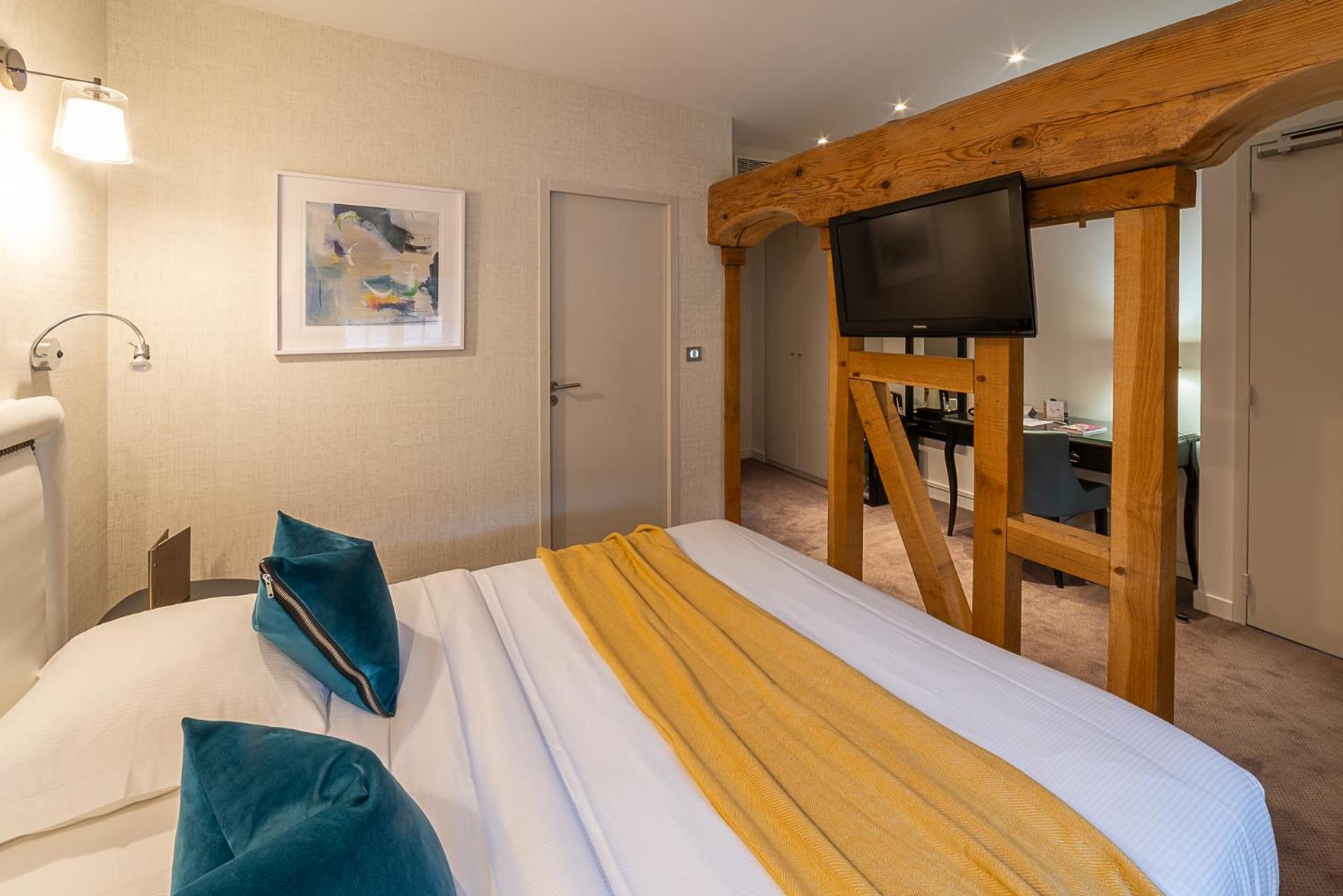 Classic Double Room - Photo 7