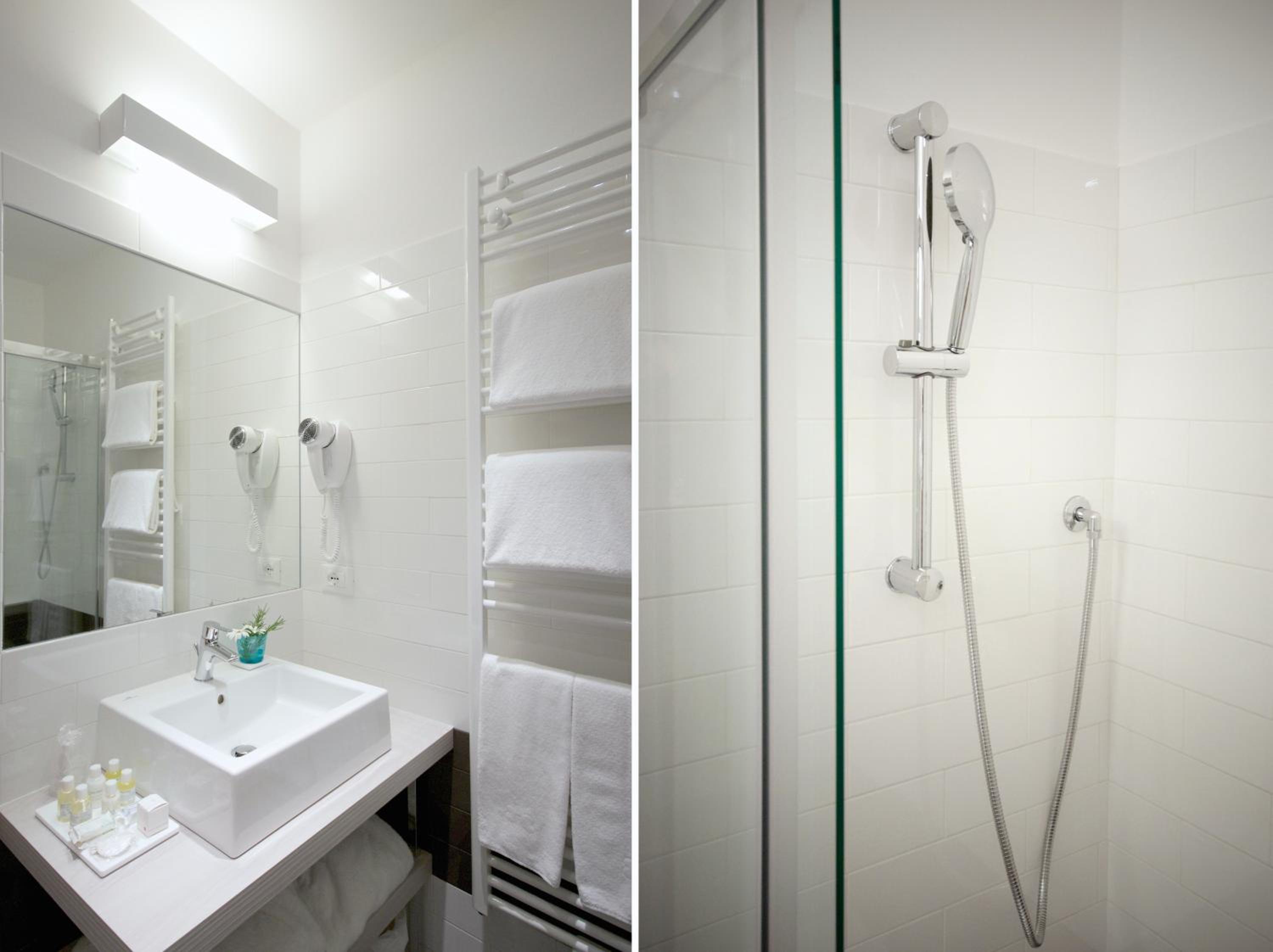 Standard Double/Twin Room - Photo 3