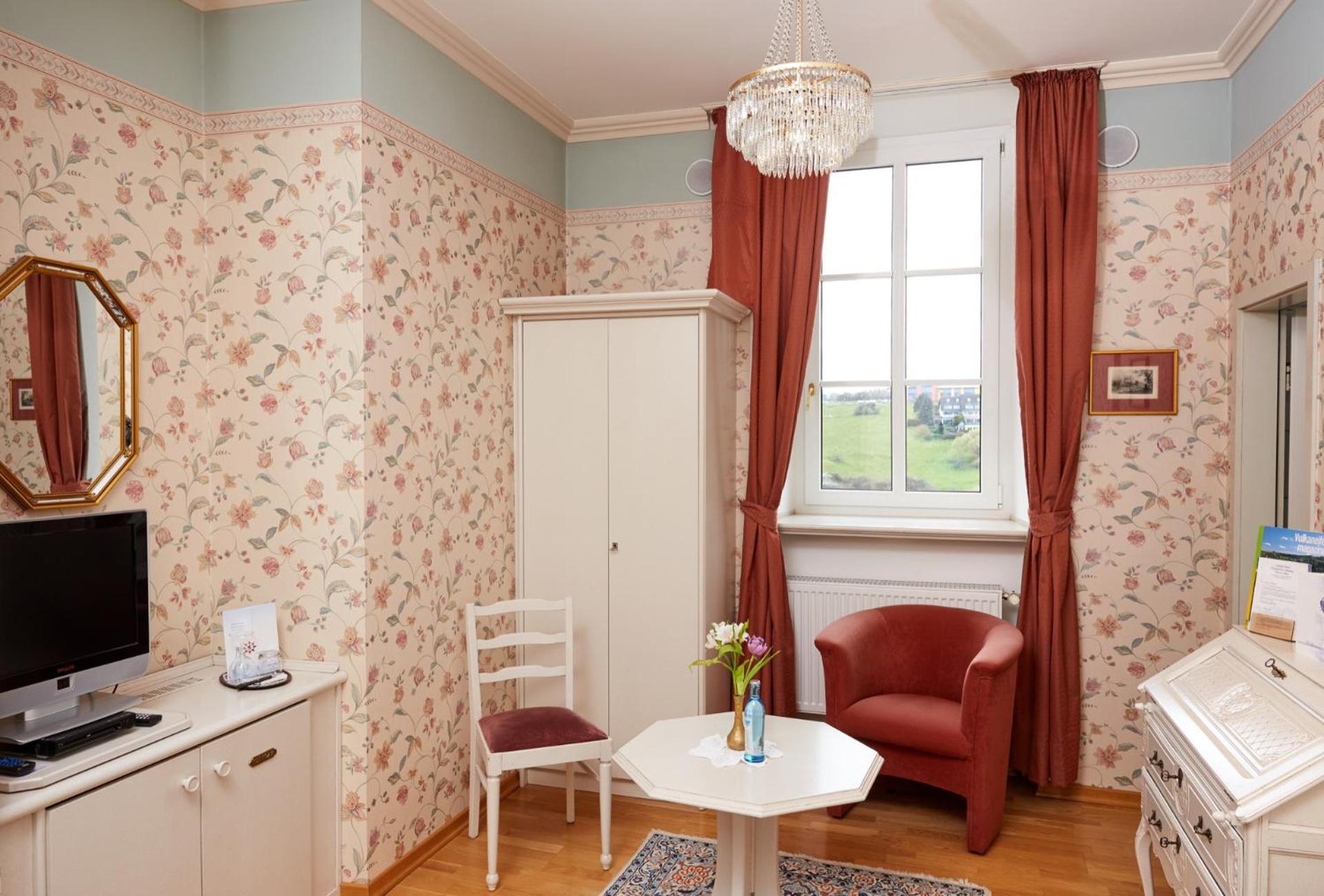Budget Single Room