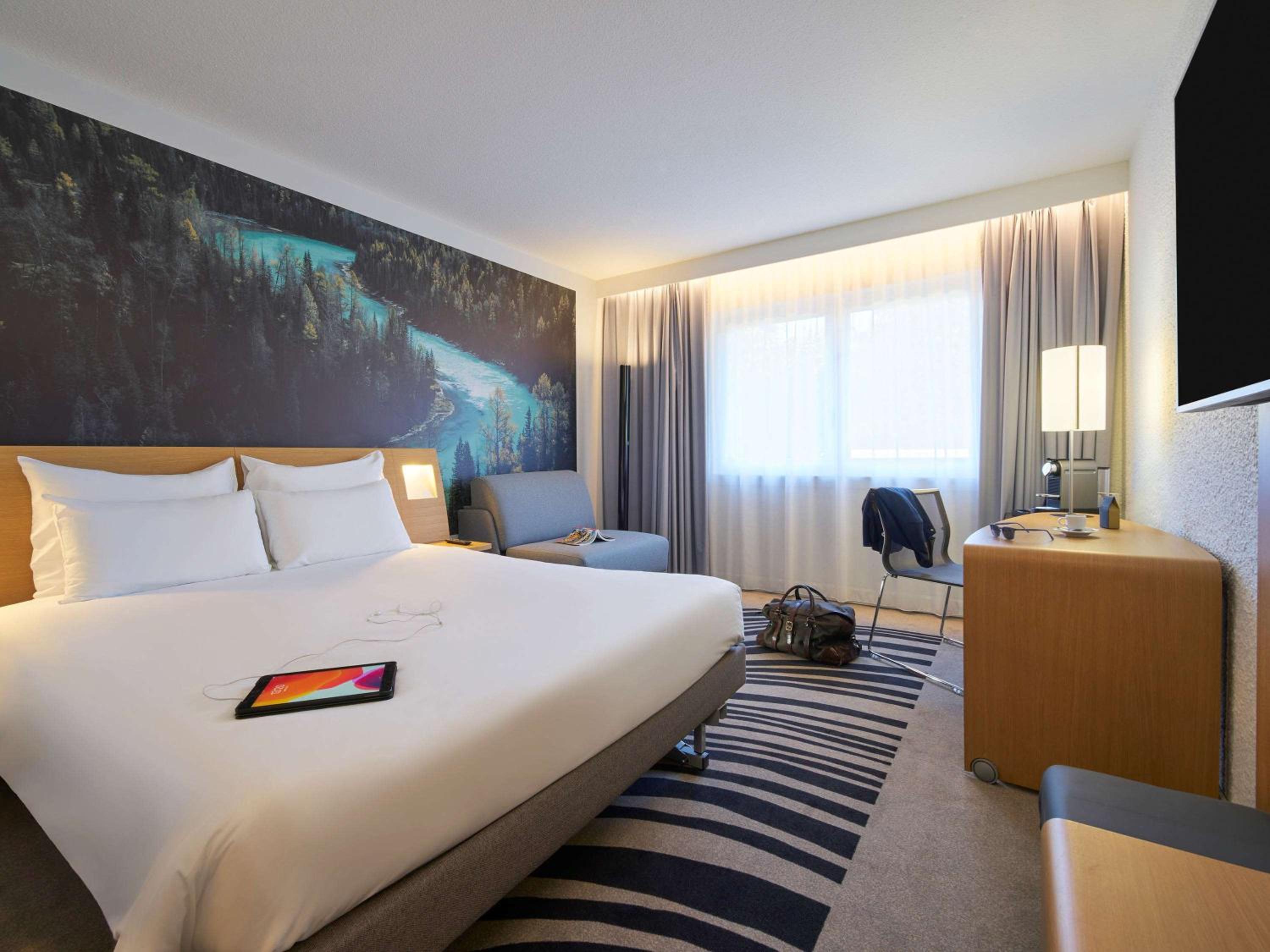 Standard Room with One Double Bed and One Double Sofa bed - Photo 1