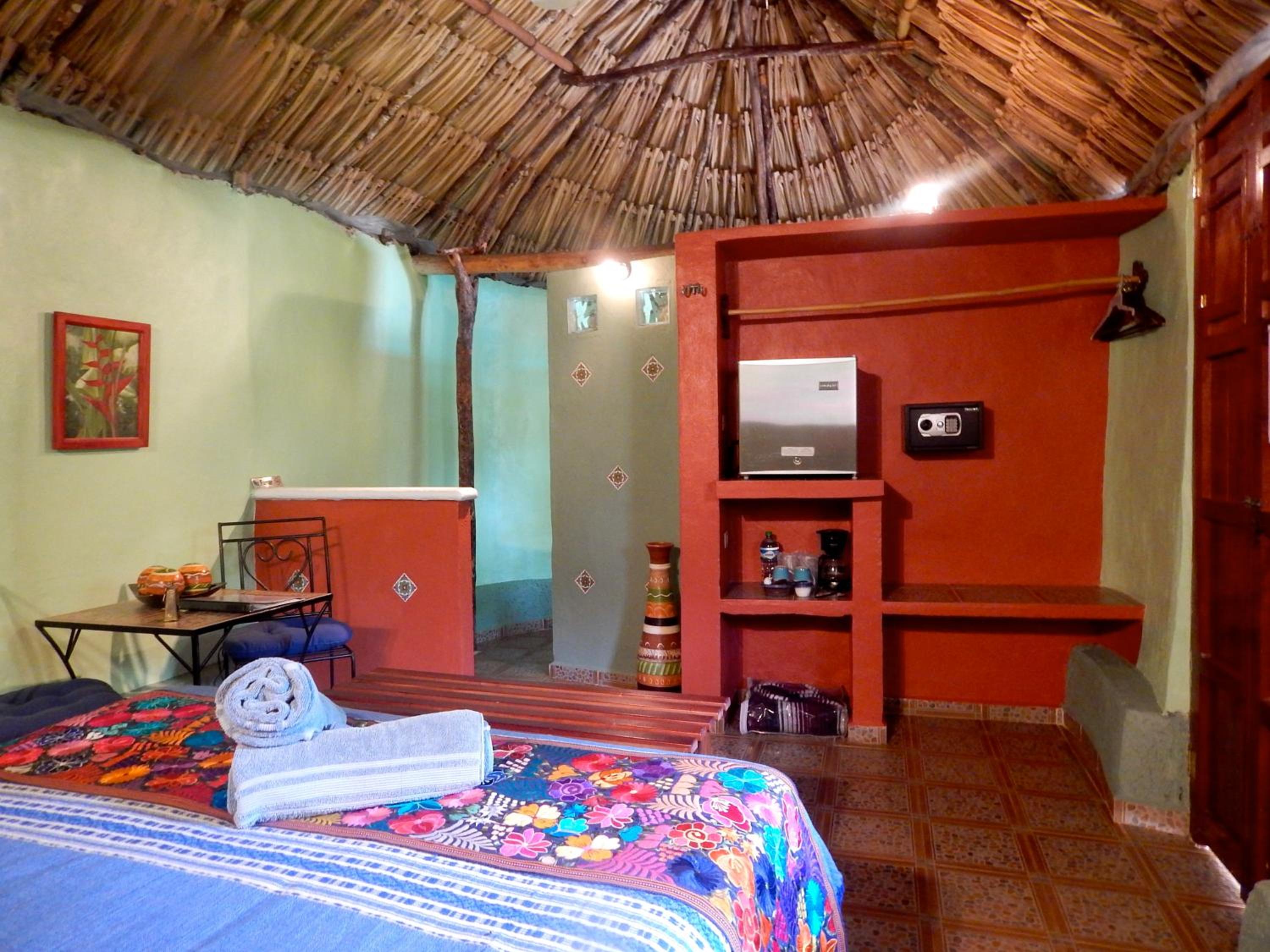 Bungalow (2 Adults) photo 2